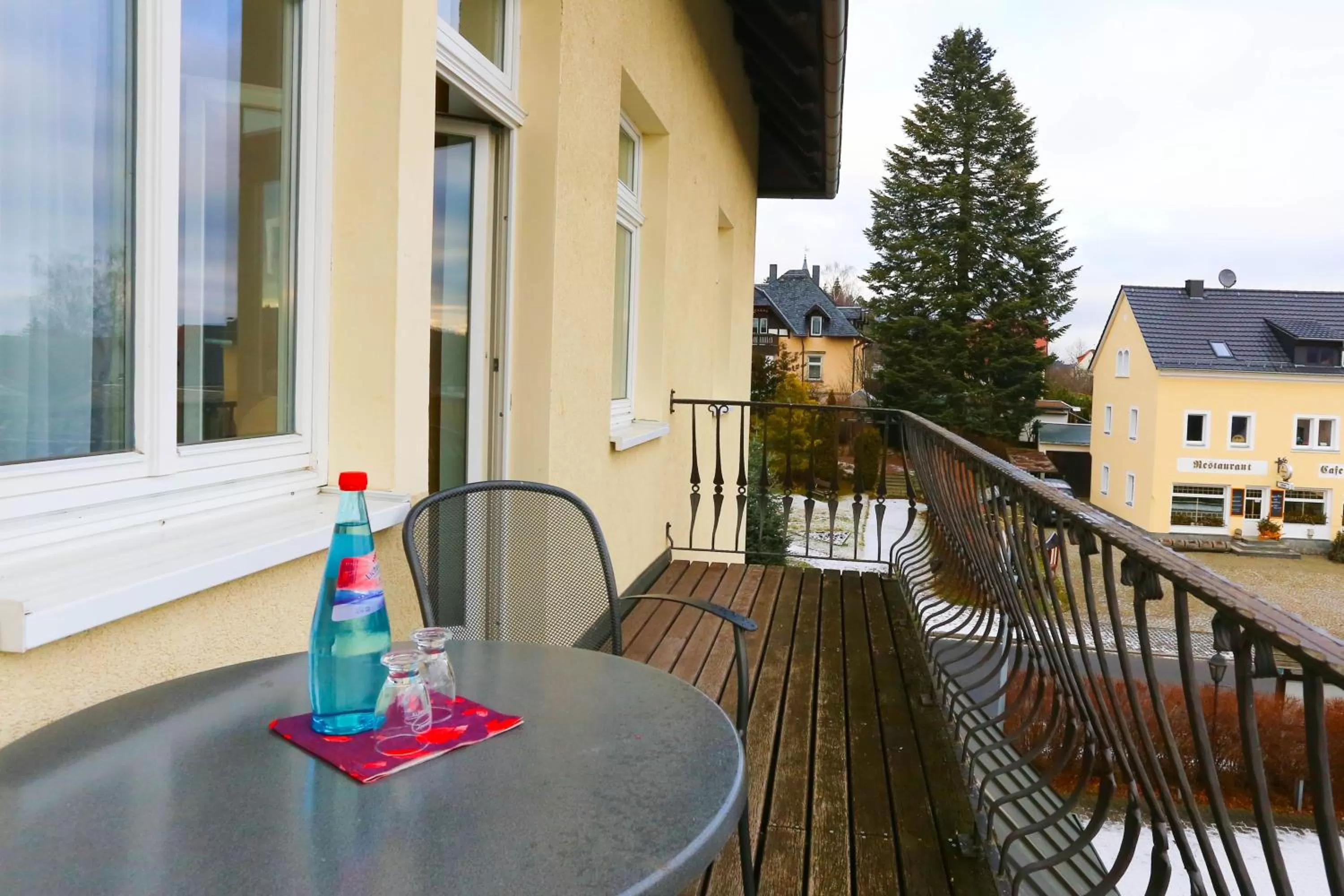 Property building in Parkhotel Forsthaus