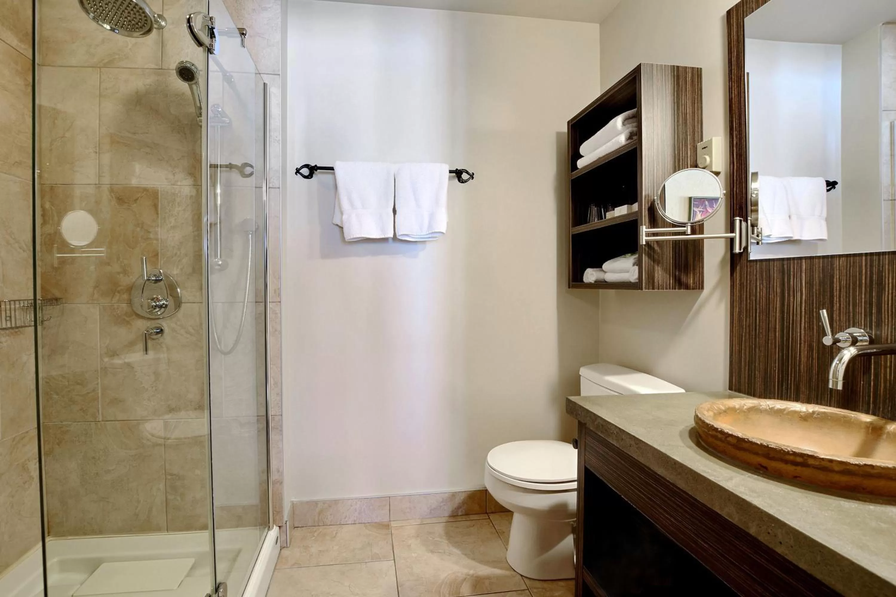 Les Condos Du Lac Taureau- Rooms & Condos