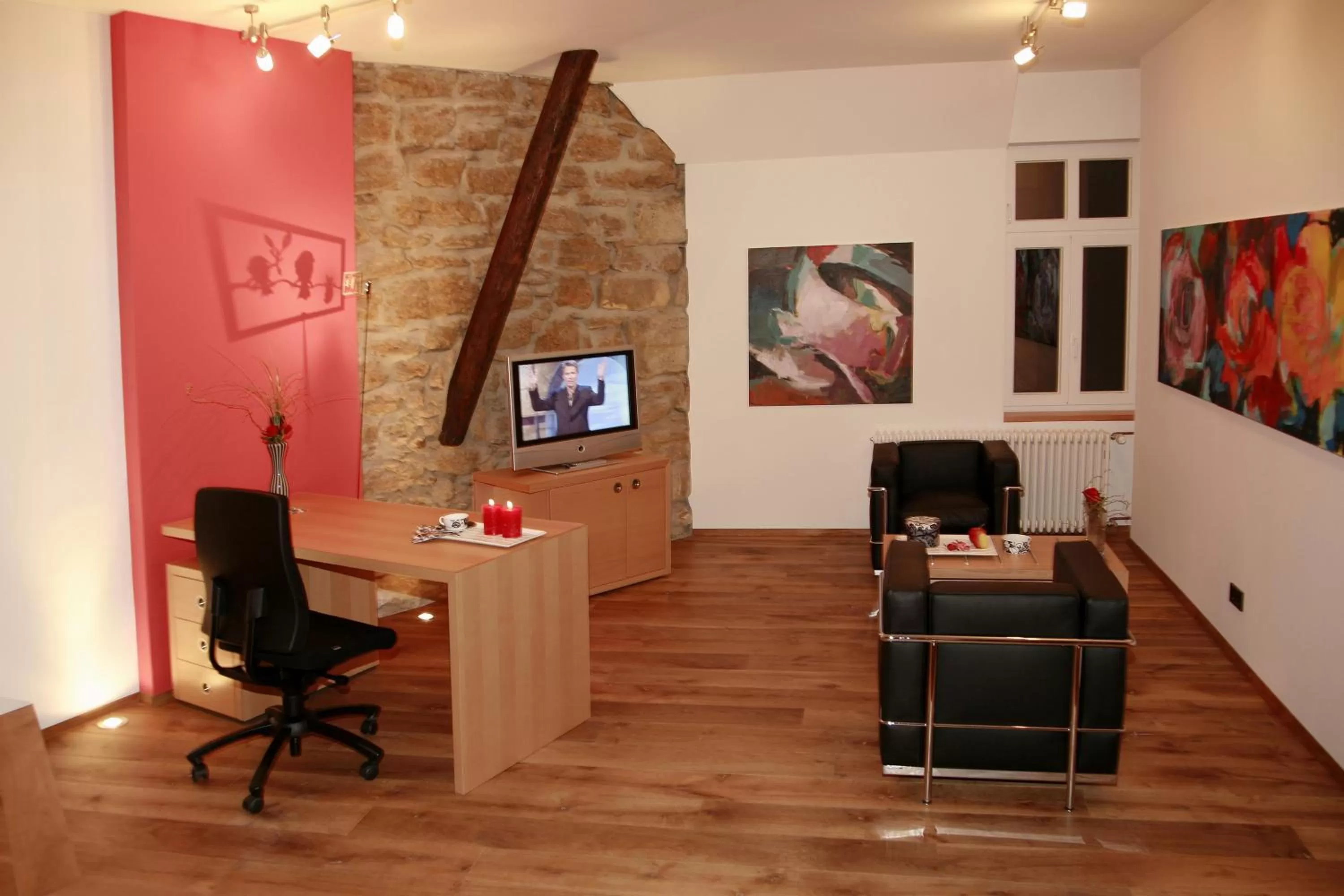 Photo of the whole room in Hotel Der Achtermann