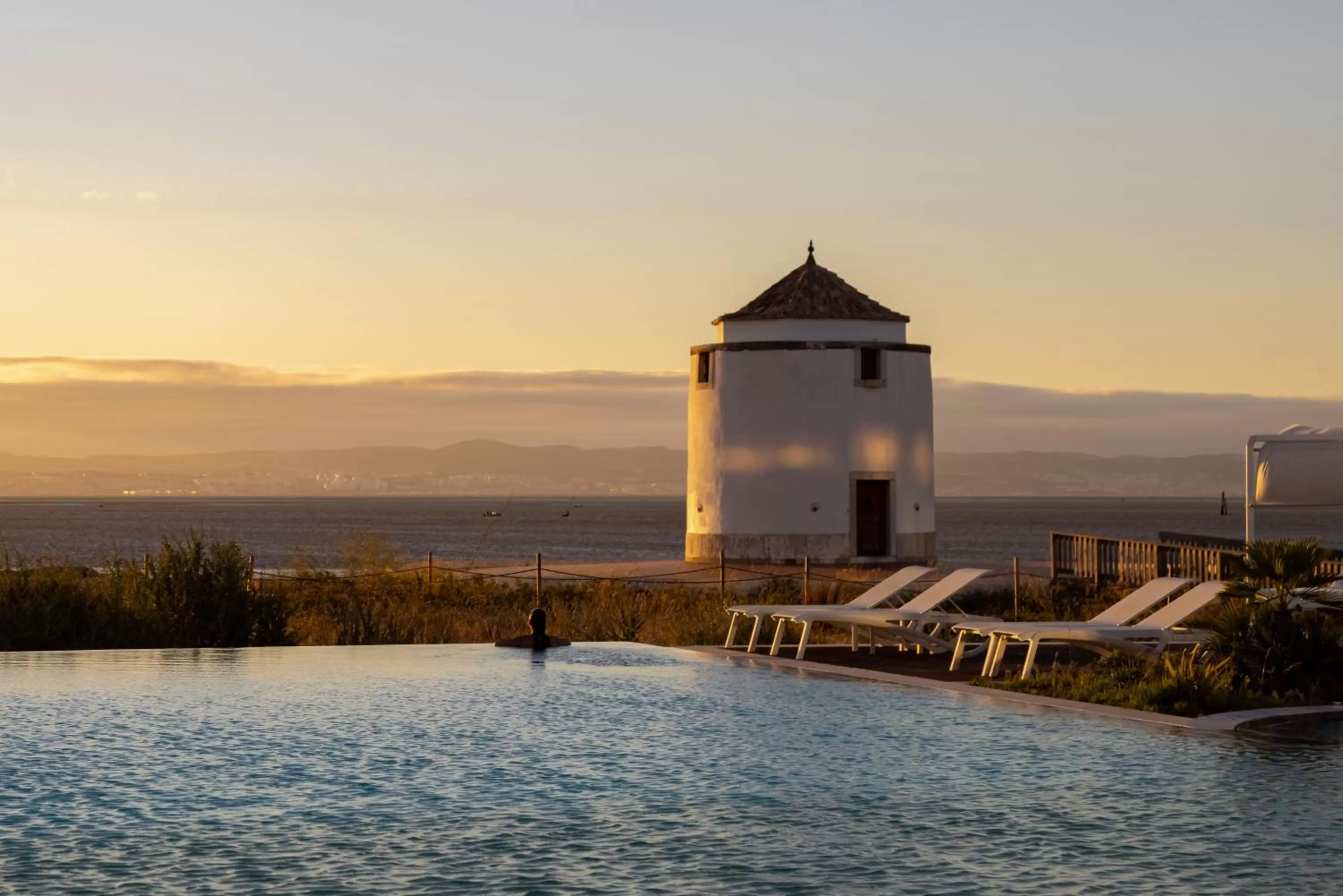 Swimming pool in Praia do Sal Resort and SPA