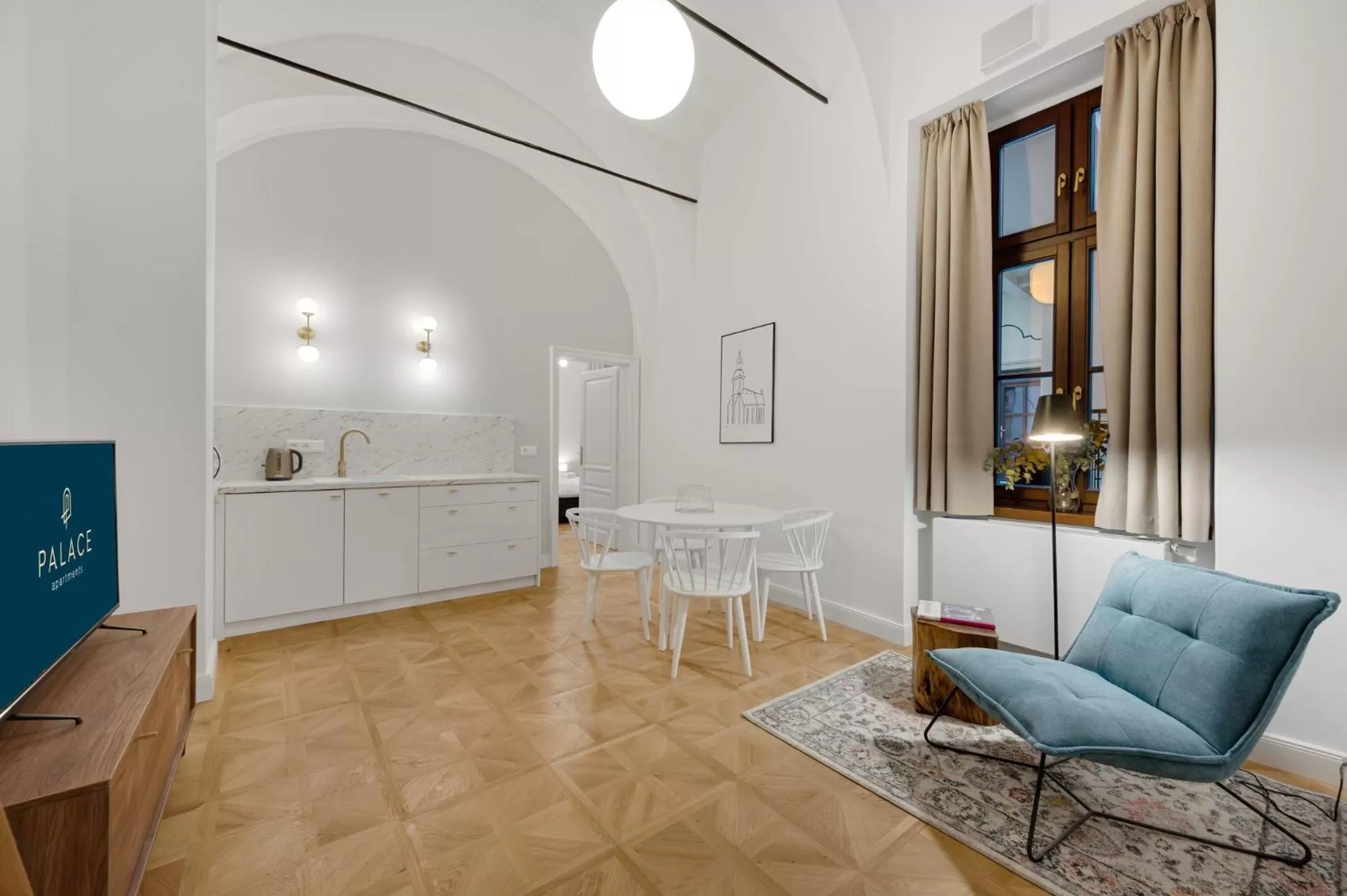 Kitchen or kitchenette in Palace Apartments