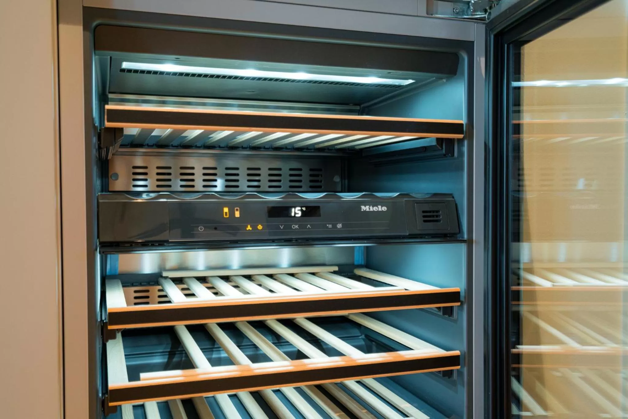 Vienna Residence, Marina Tower - Danube