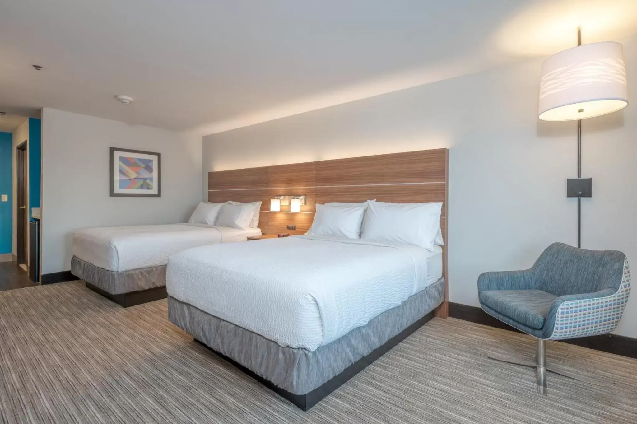 Standard Queen Room with Two Queen Beds in Holiday Inn Express Hotel & Suites Thornburg-S. Fredericksburg by IHG Standard Queen Room with Two Queen Beds in Holiday Inn Express Hotel & Suites Thornburg-S. Fredericksburg by IHG