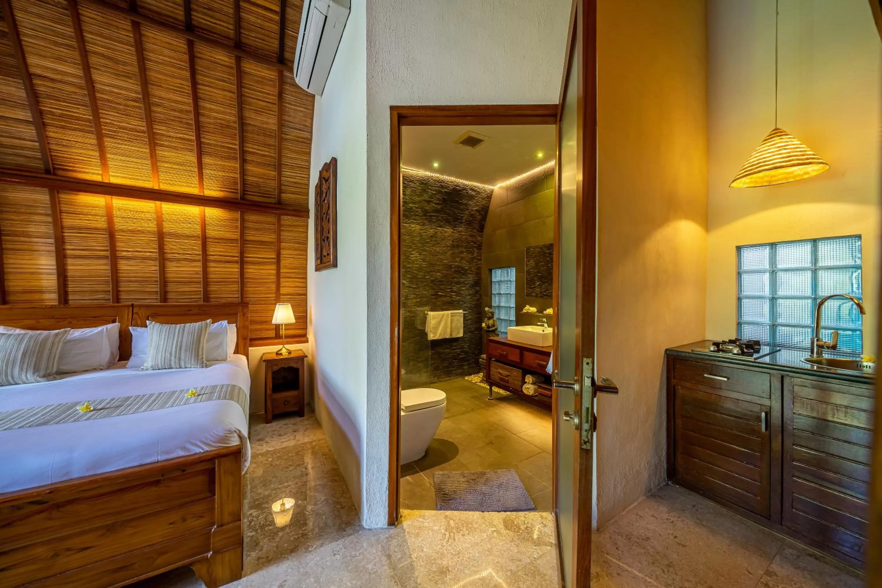 Bed in Klumpu Bali Resort