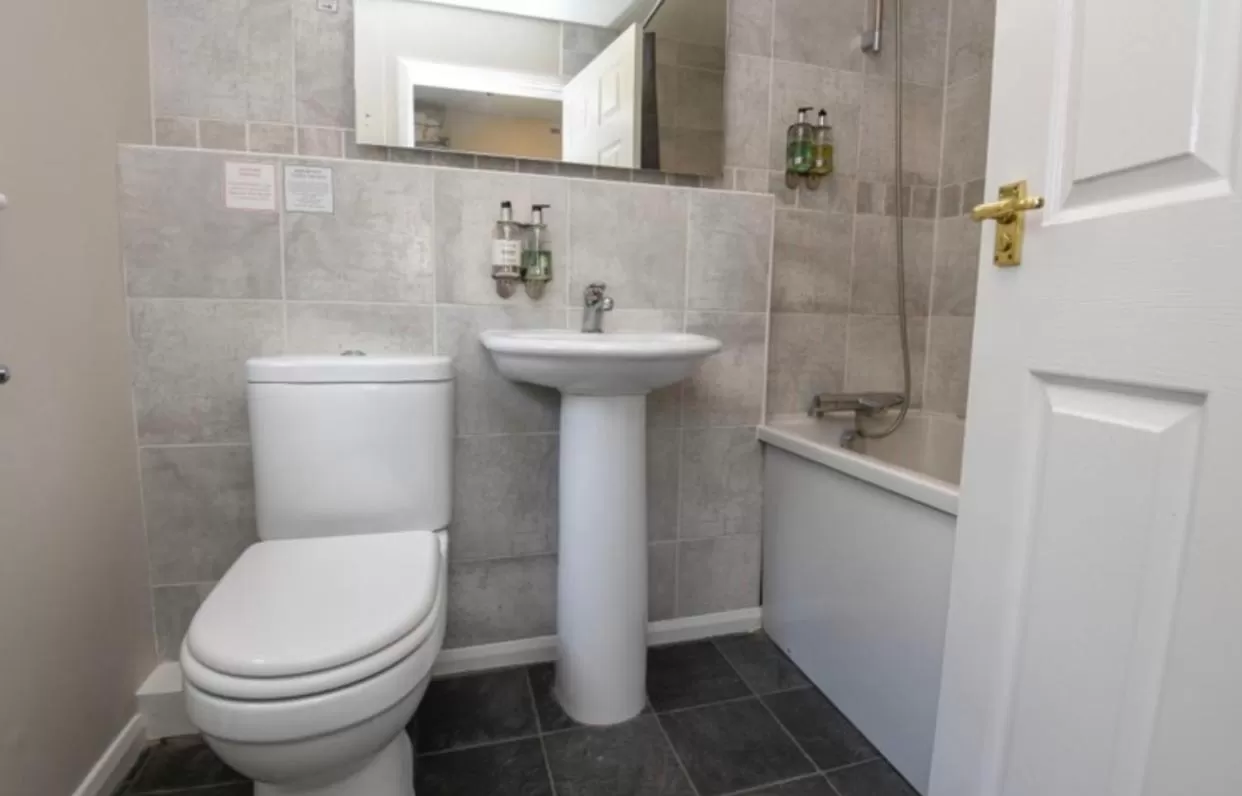 Bathroom in Village Limits Bed and Breakfast Rooms