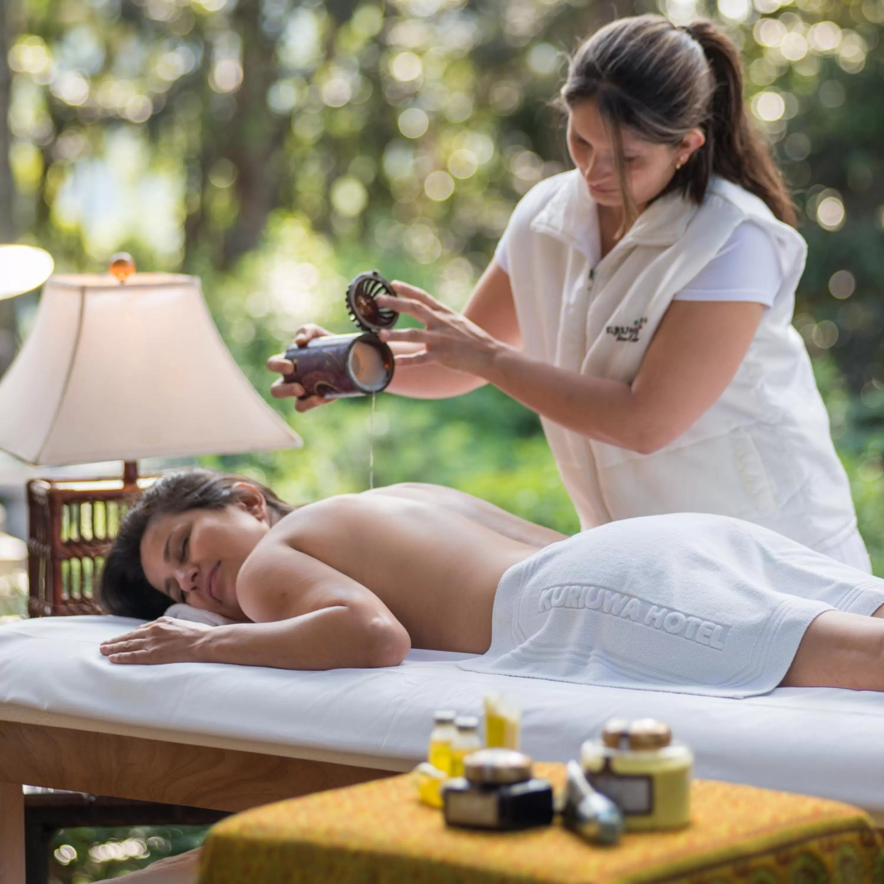 Massage, Guests in Kuriuwa Hotel