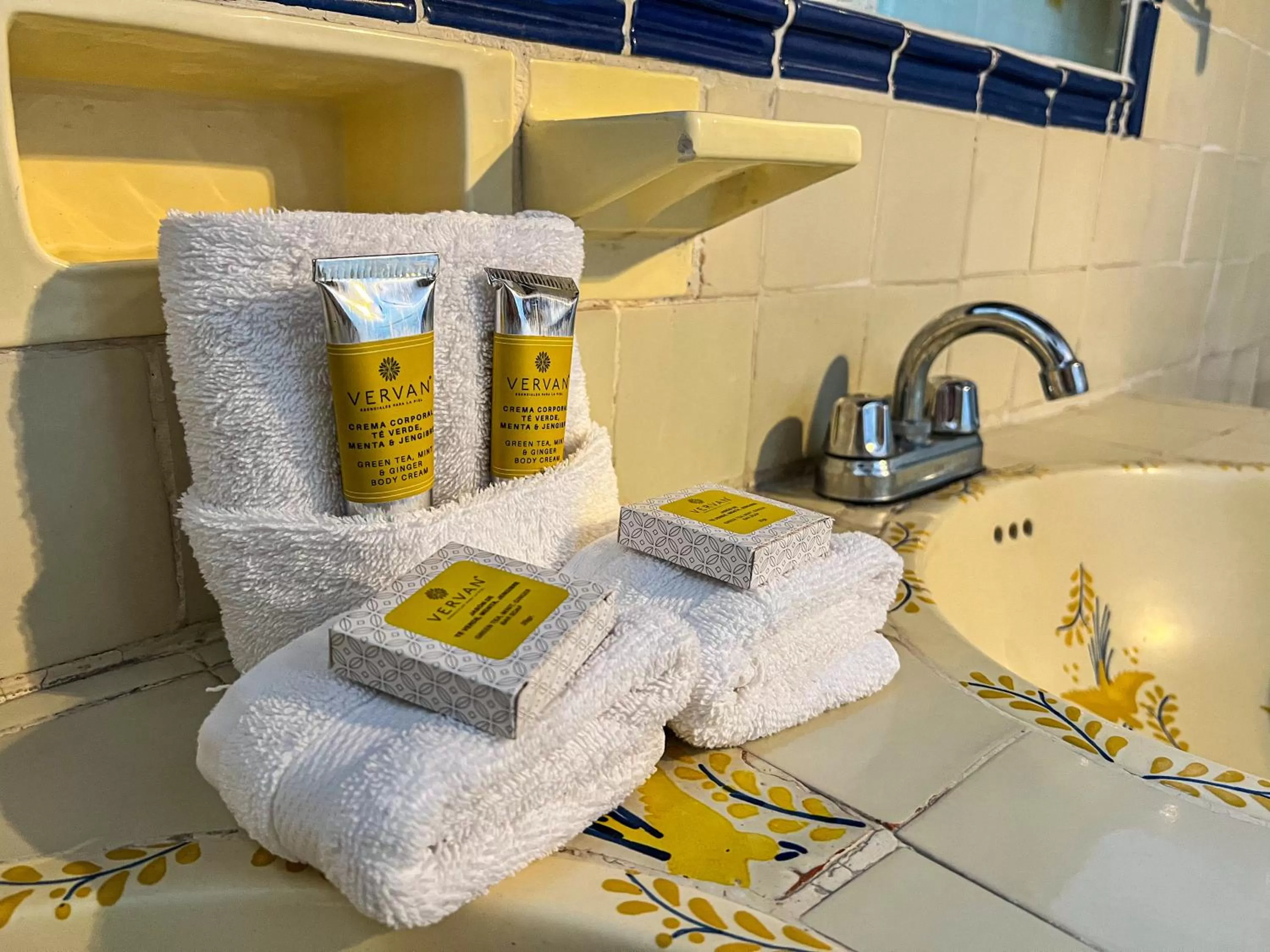 Bathroom in Hacienda de las Flores
