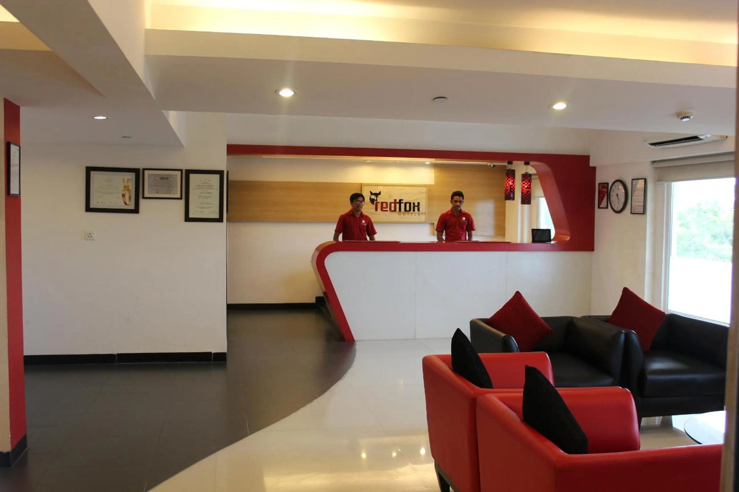 Lobby or reception in Red Fox by Lemon Tree Hotels, Jaipur