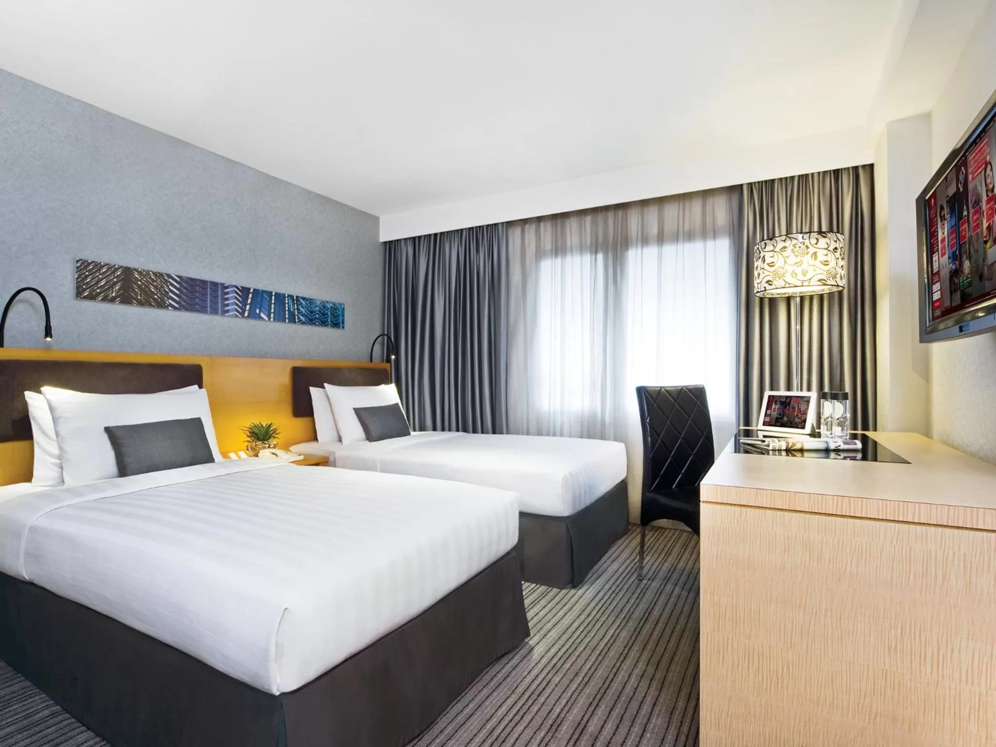 Bed in Kew Green Hotel Wanchai Hong Kong