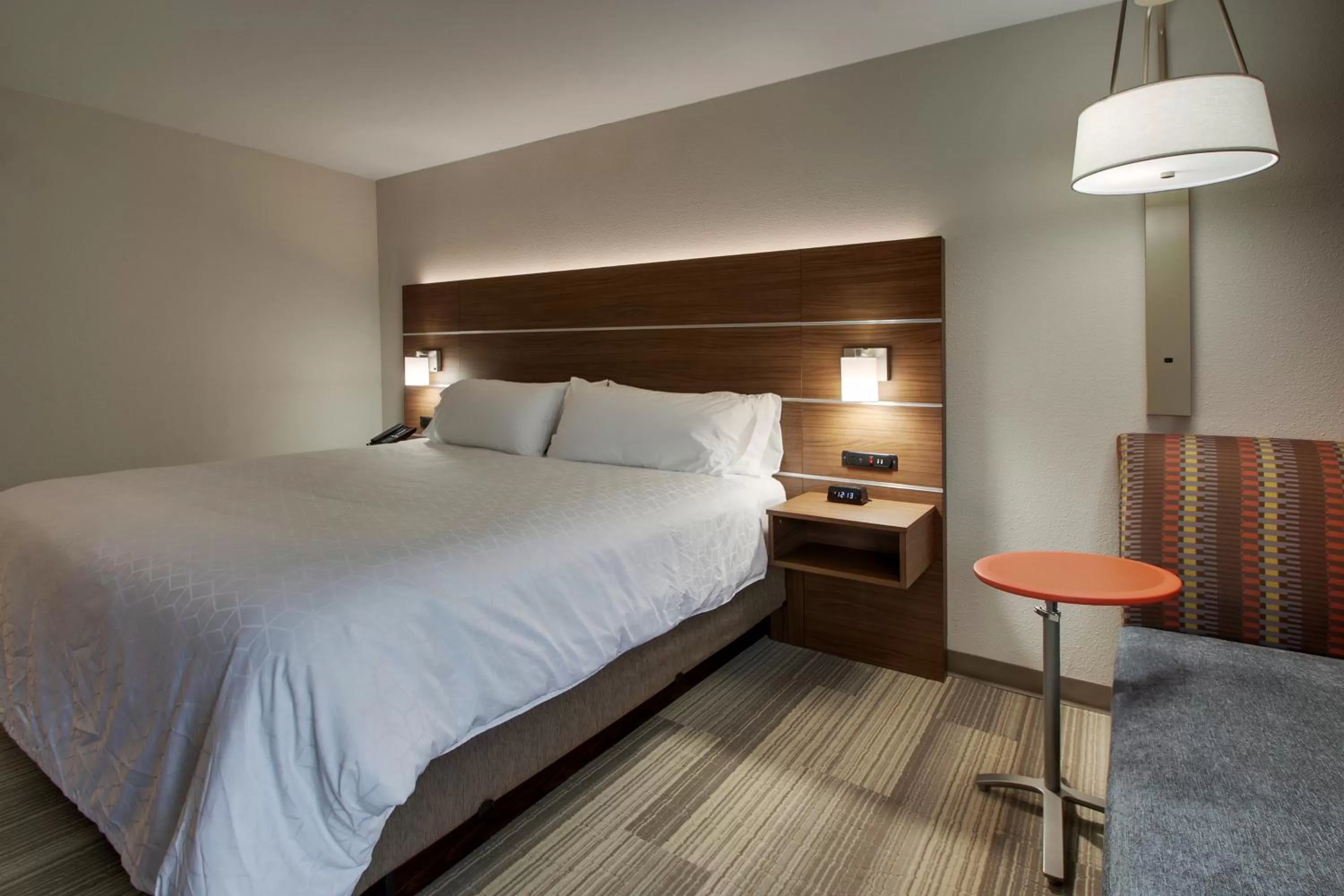 Bedroom, Bed in Holiday Inn Express Voorhees/ Mt. Laurel by IHG