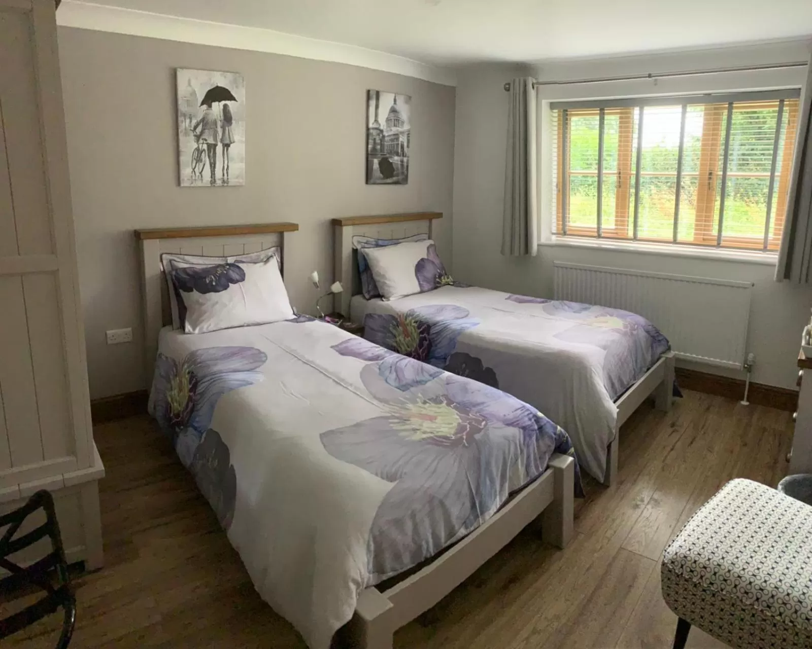 Bedroom, Bed in Grove Barn Bed and Breakfast