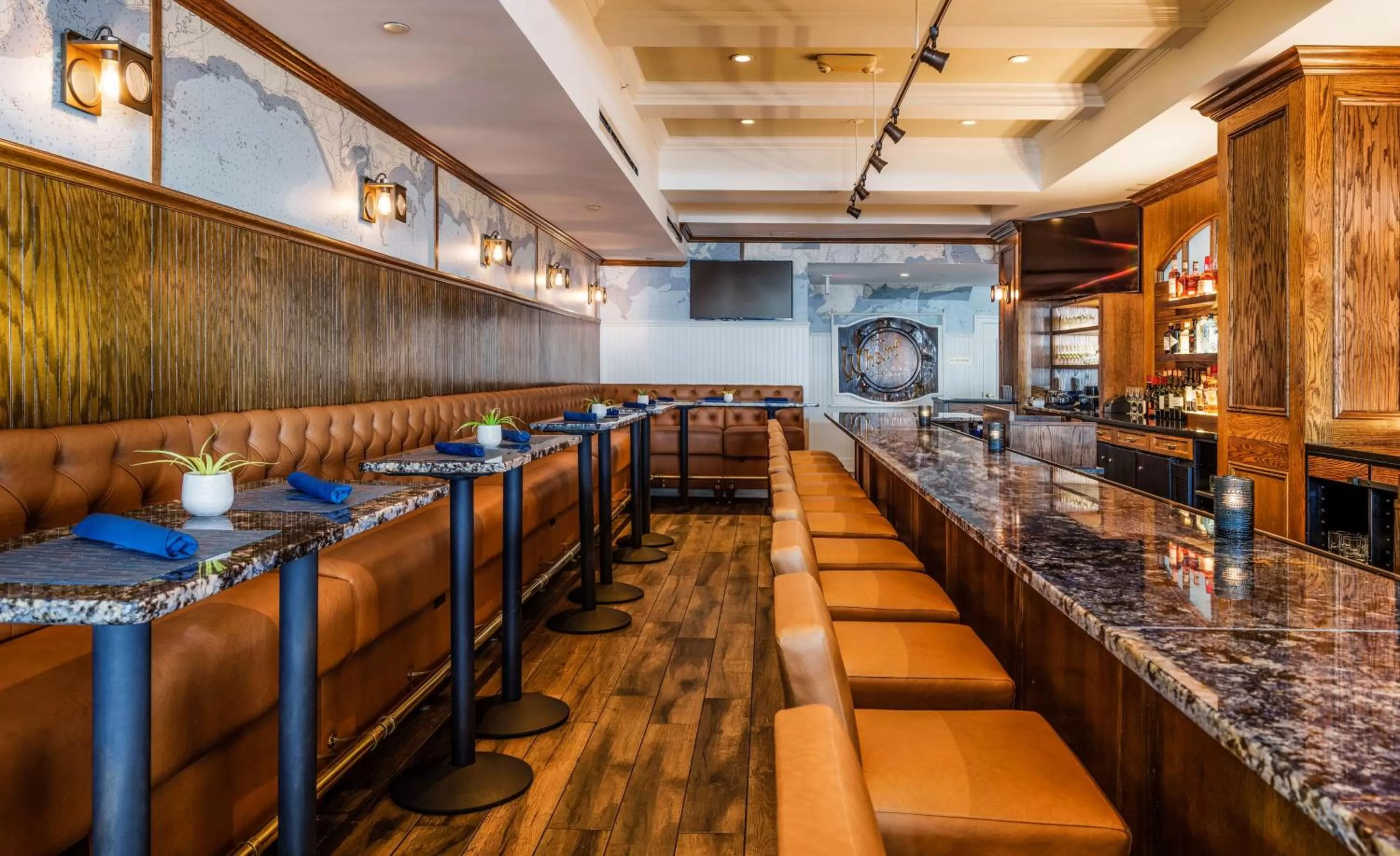 Restaurant/places to eat in Madison Beach Hotel, Curio Collection by Hilton