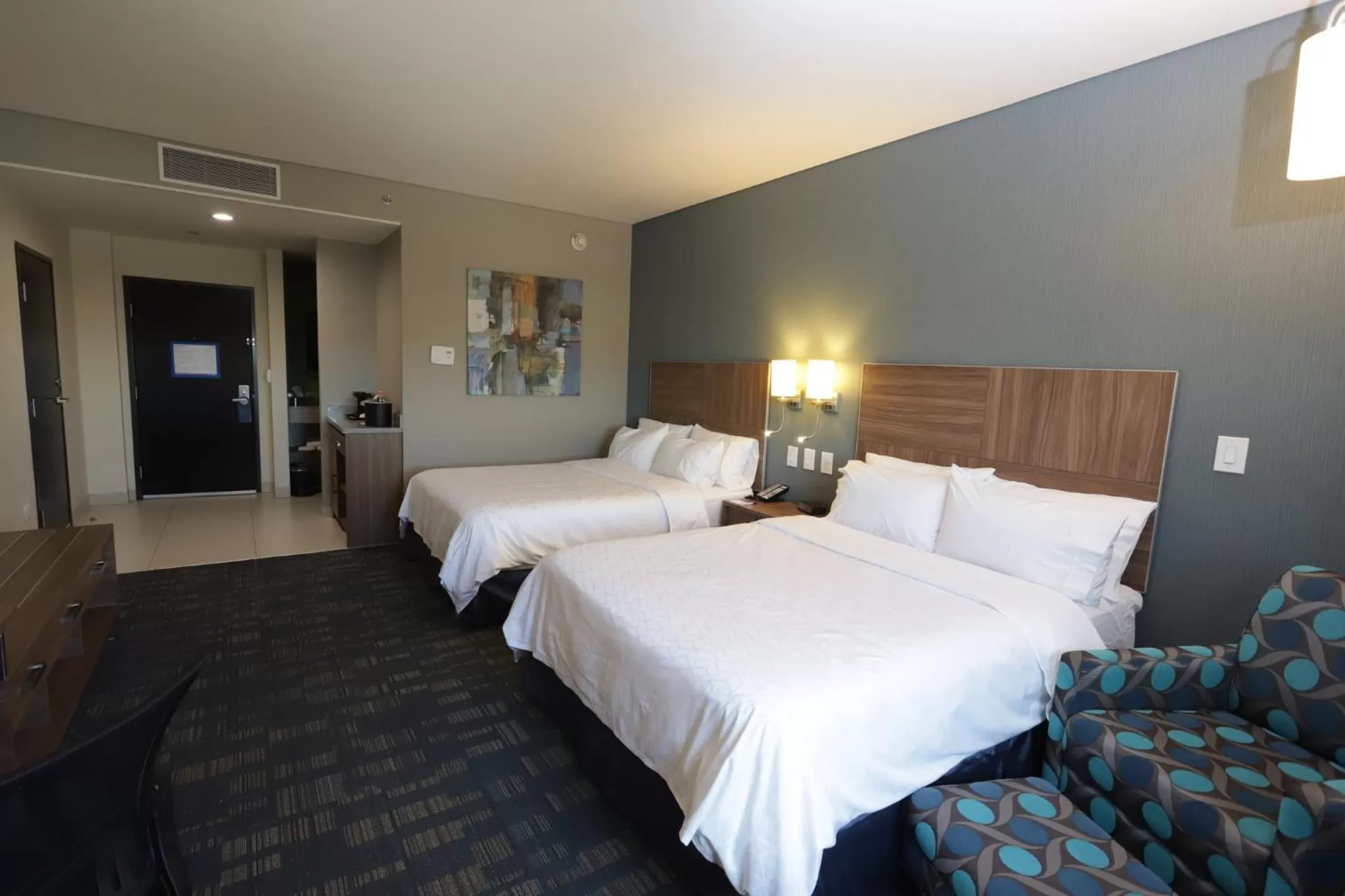 Photo of the whole room, Bed in Holiday Inn Express & Suites Mexicali by IHG