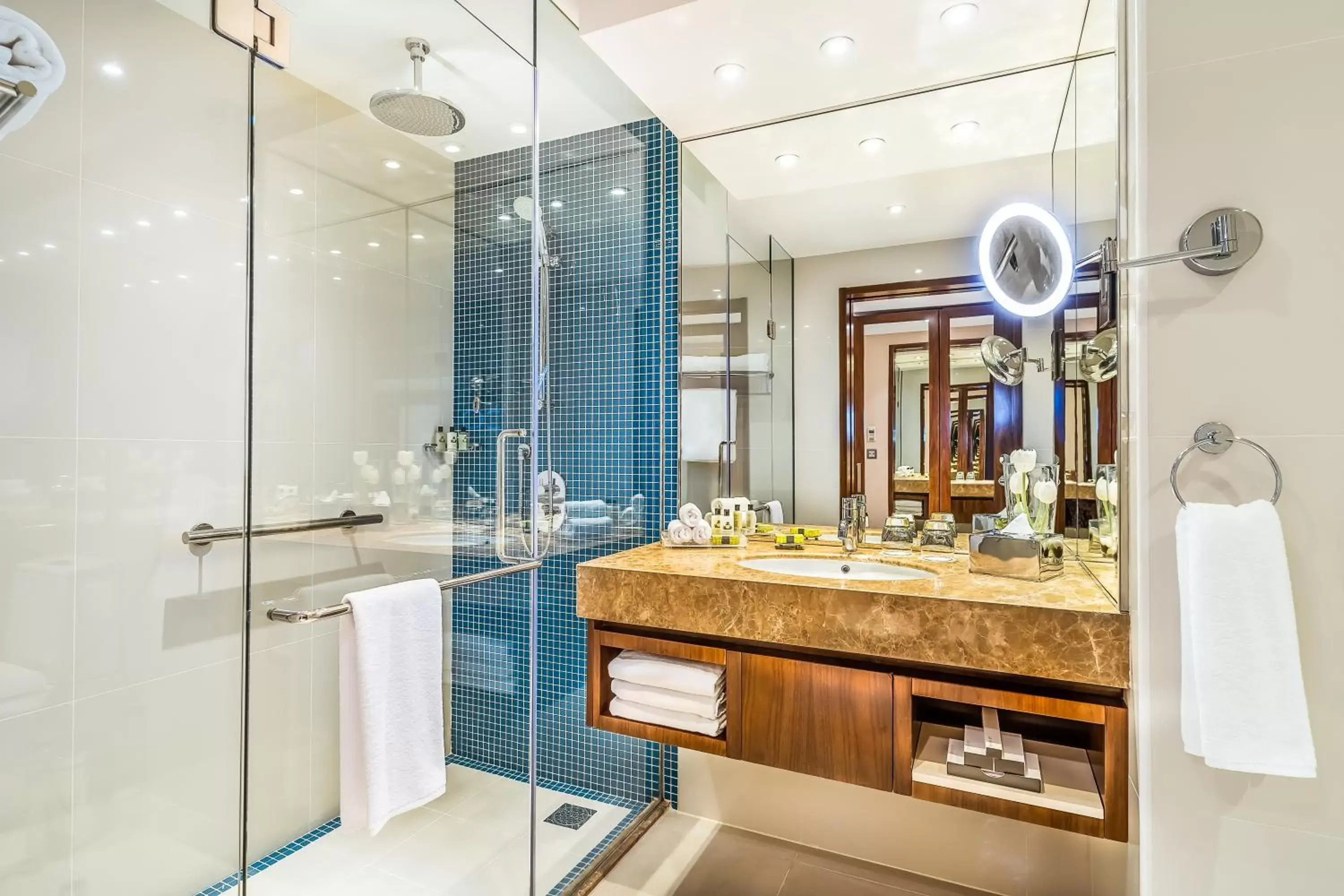 Classic Room in InterContinental Bahrain by IHG Classic Room in InterContinental Bahrain by IHG