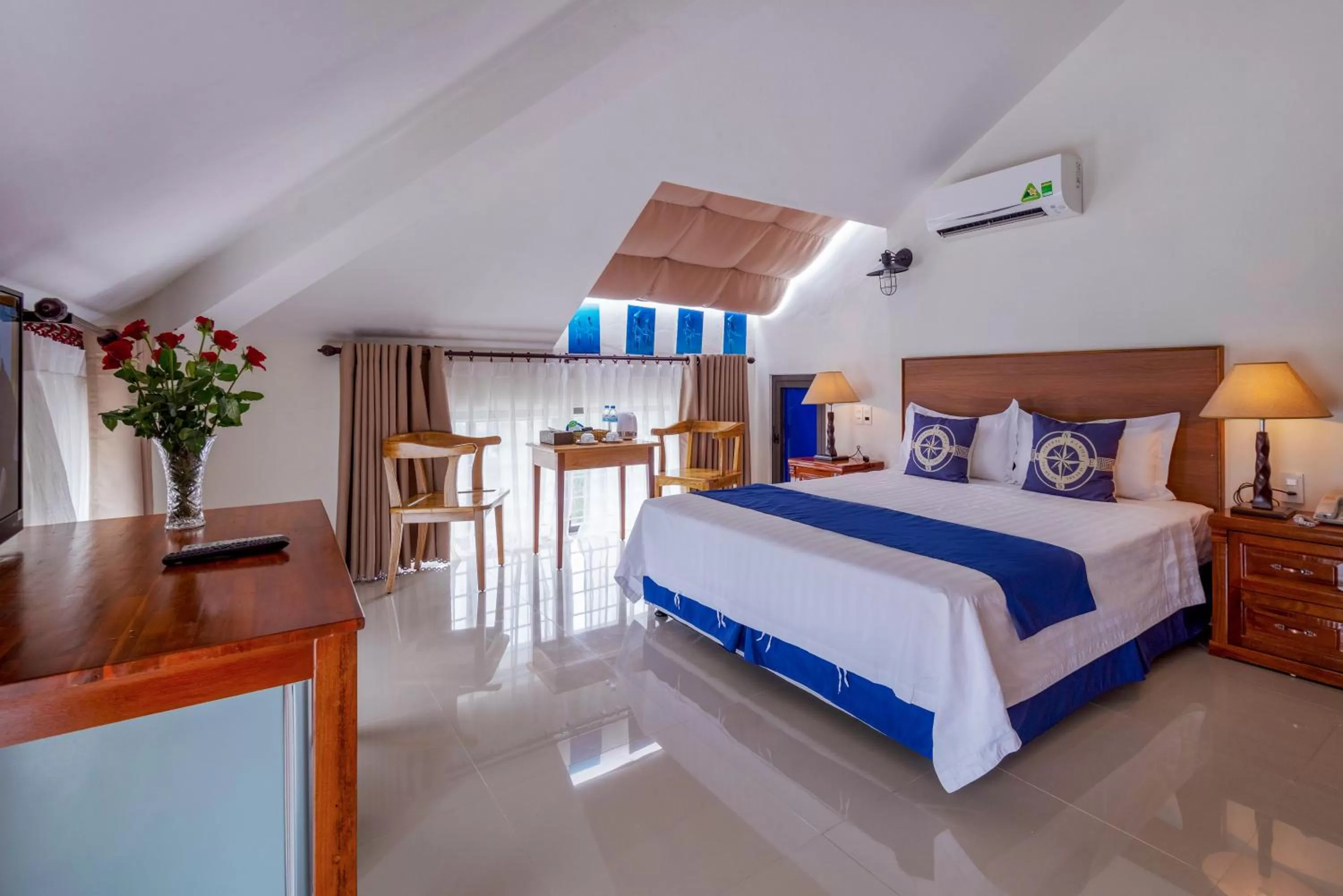 Bed in Santa Sea Villa