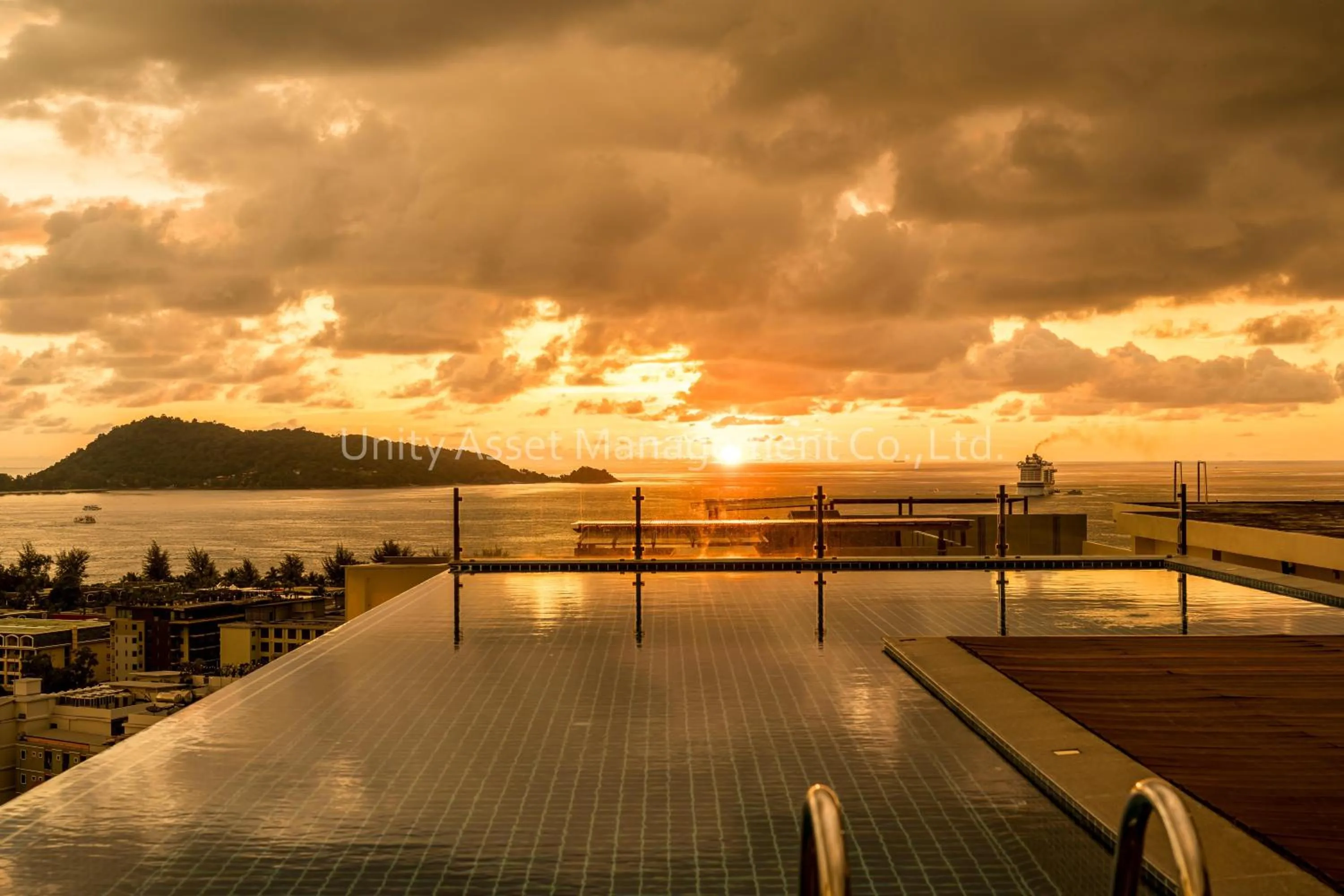 Sea view in The Unity and The Bliss Patong Residence