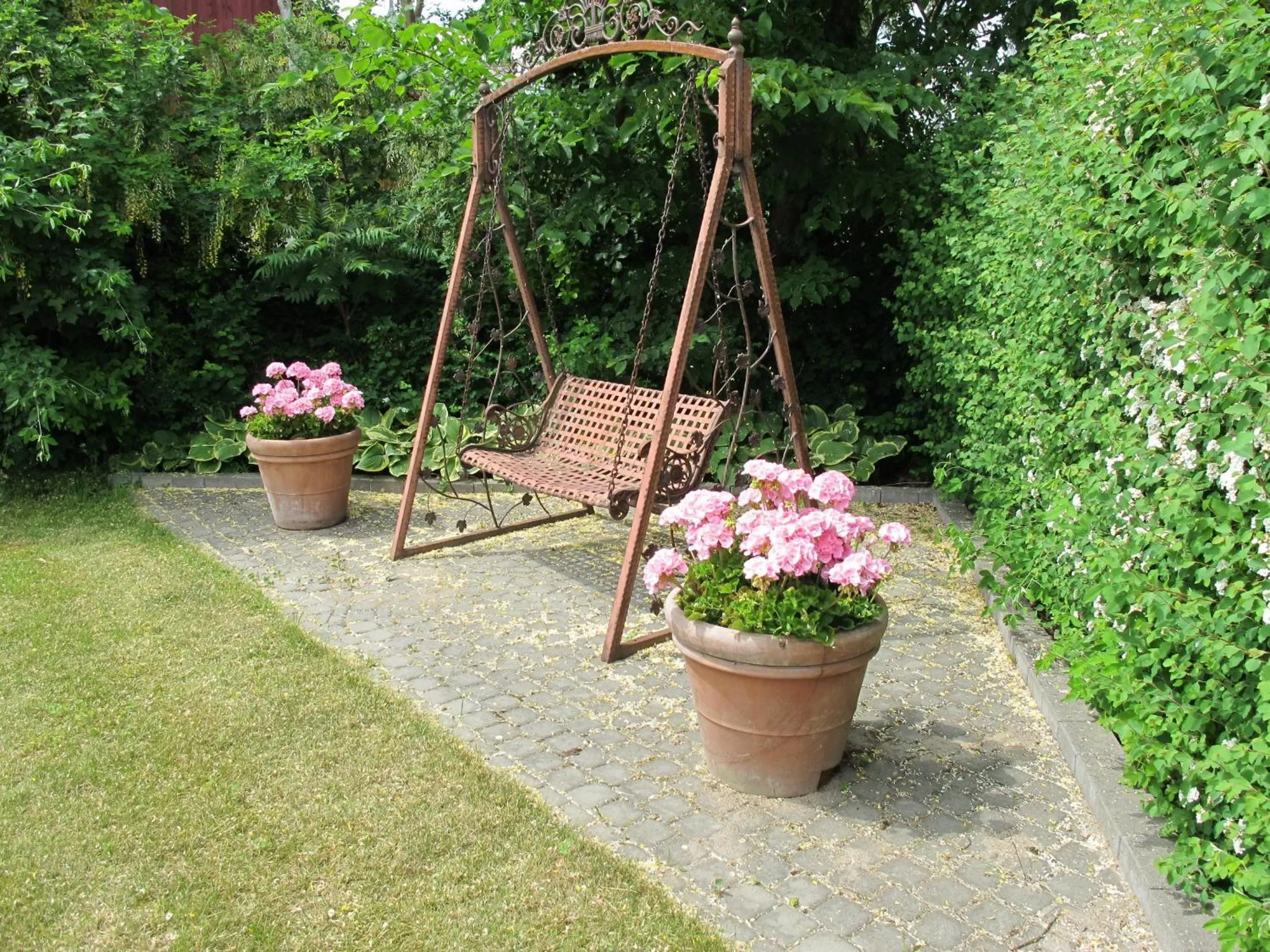 Garden in Birkende Bed and Breakfast