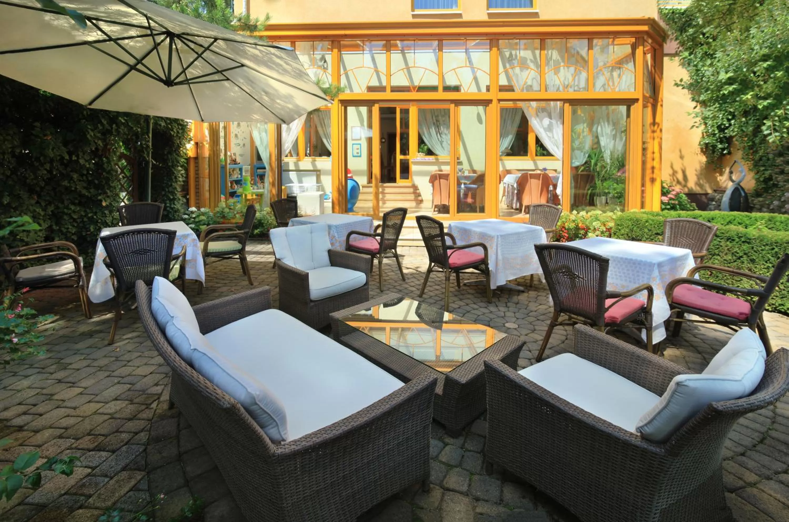 Garden in Hotel Bartan Gdansk Seaside