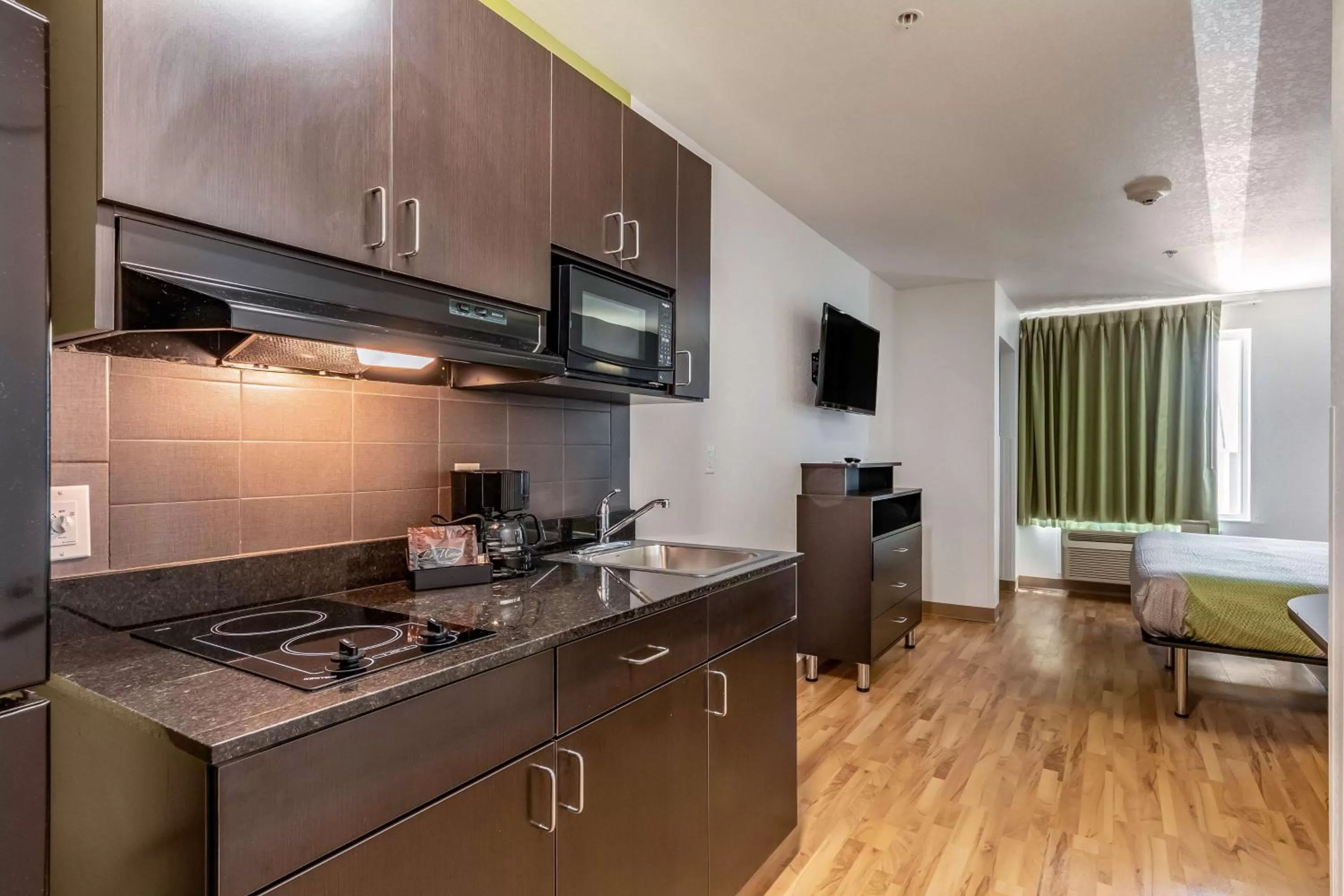 Kitchen or kitchenette in Studio 6-San Marcos, TX