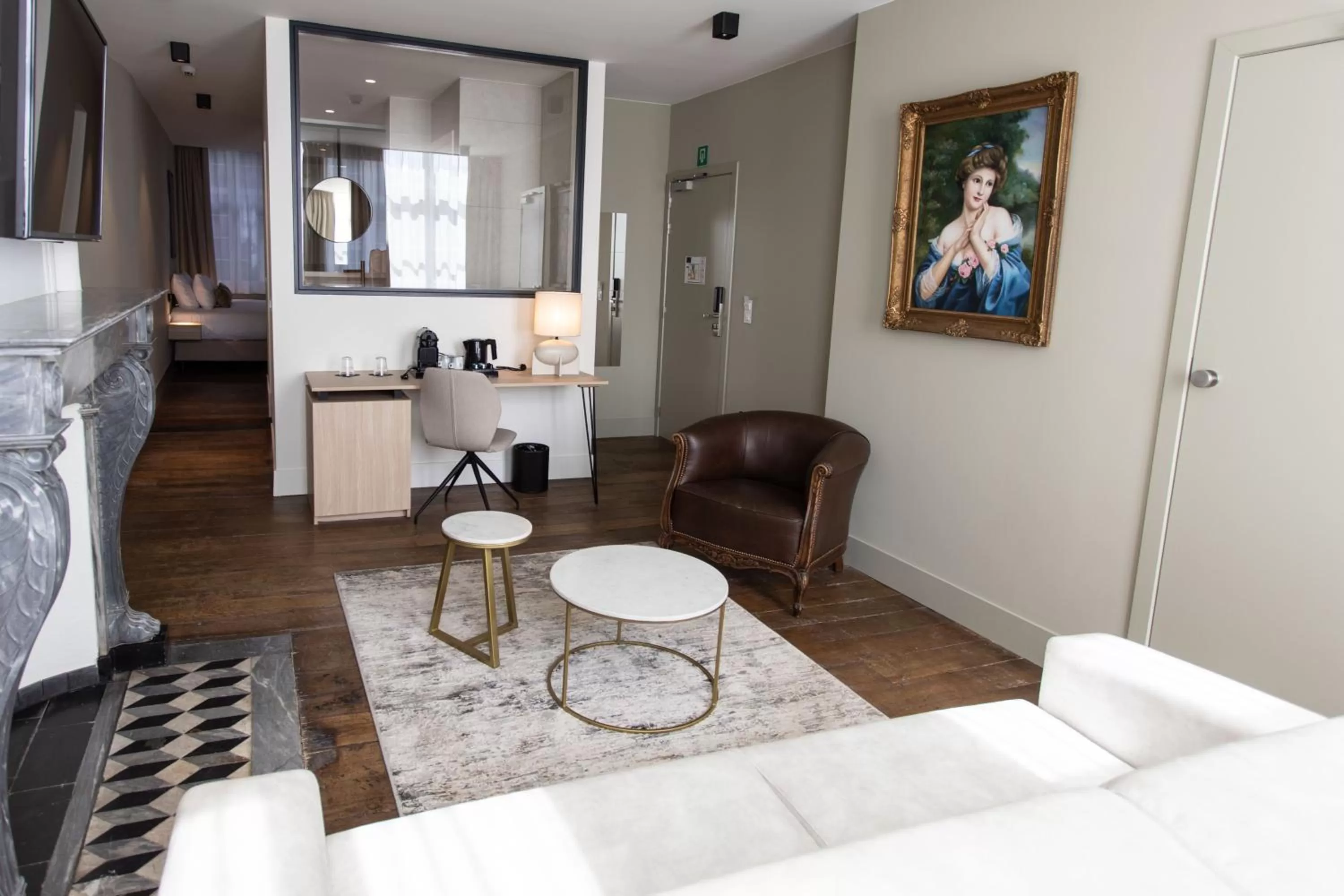Living room, Seating Area in Petit-Roannay