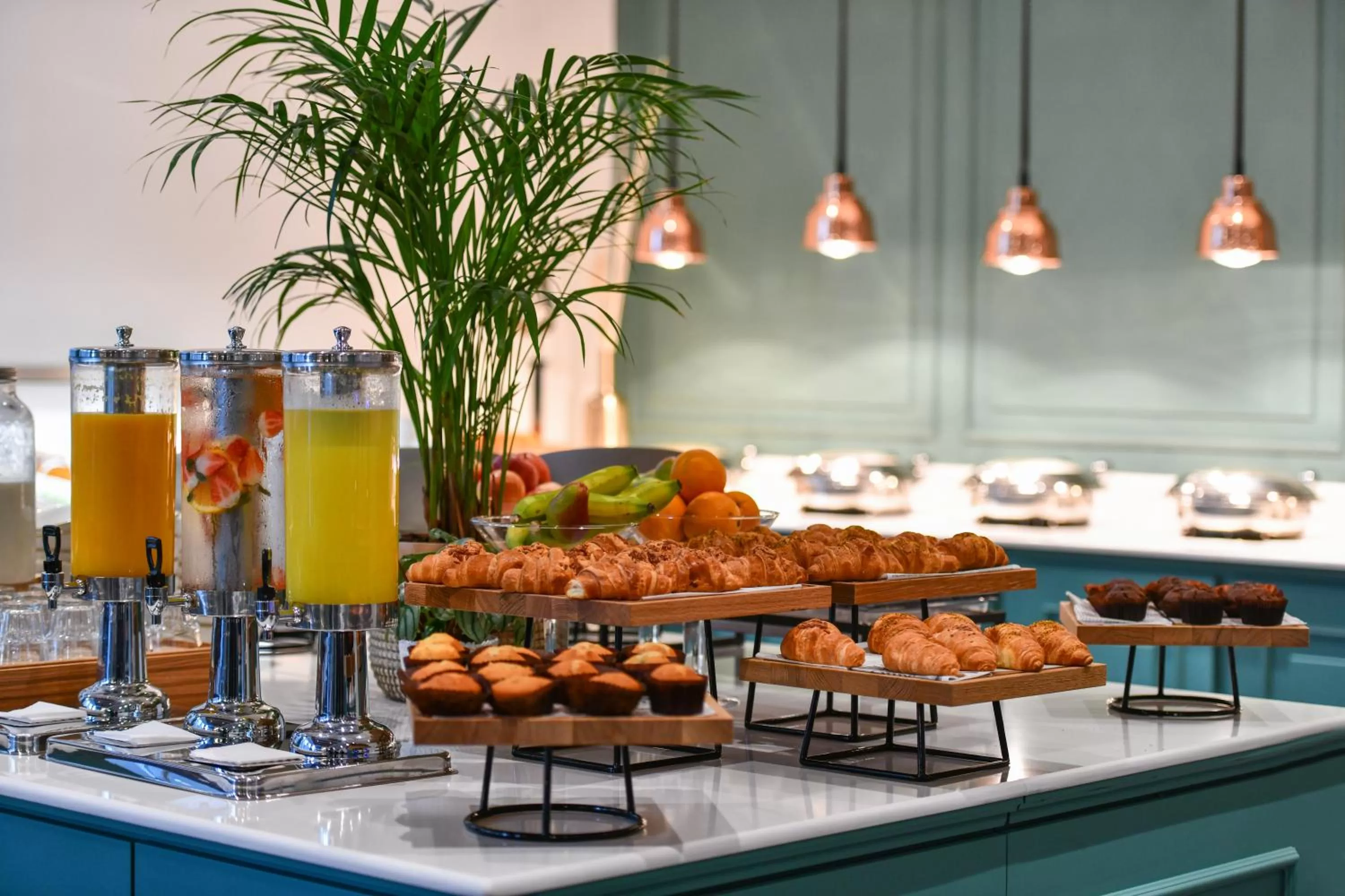 Food and drinks in Adagio Doha