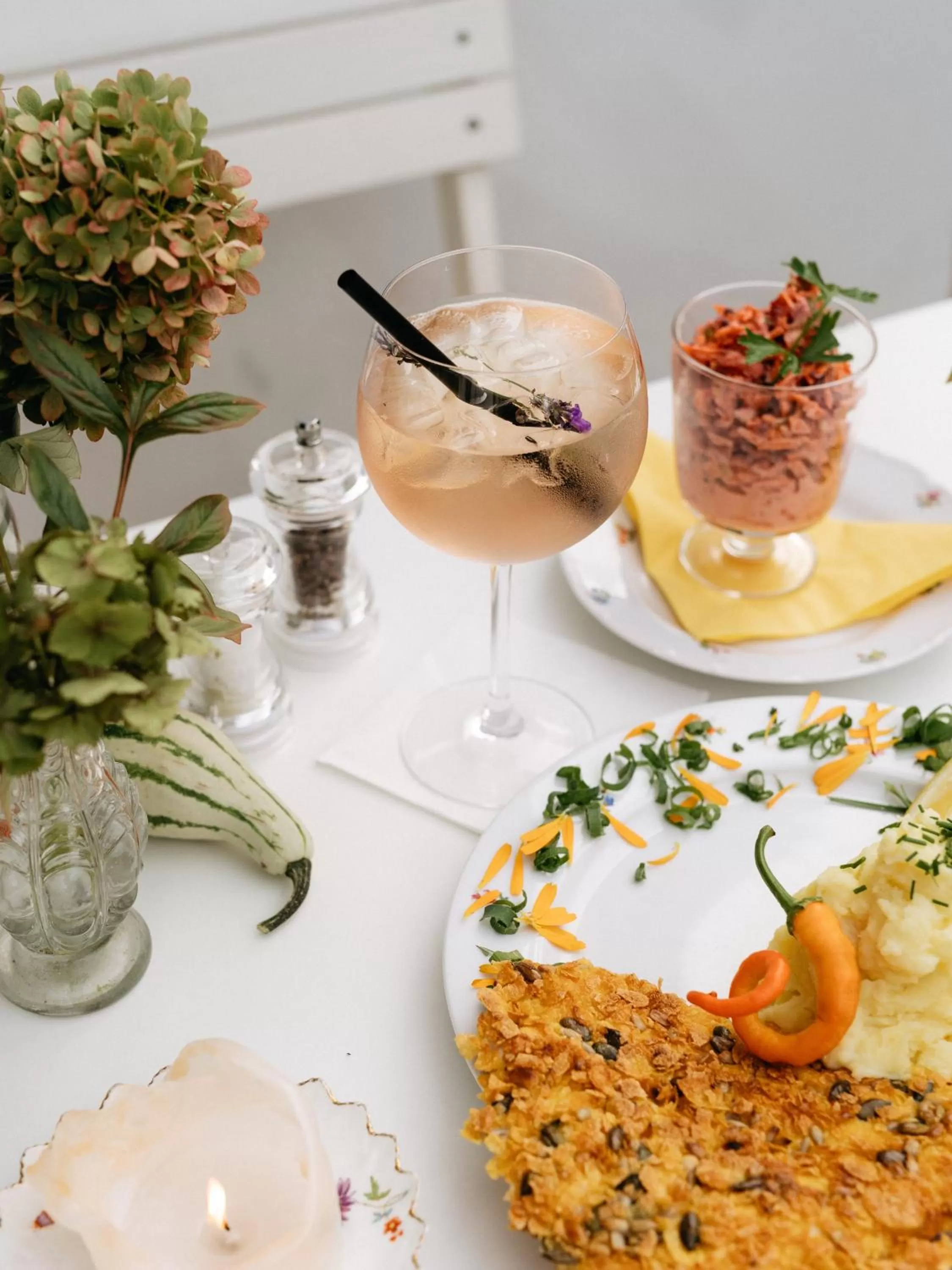 Restaurant/places to eat in Boutique Hotel Romantick