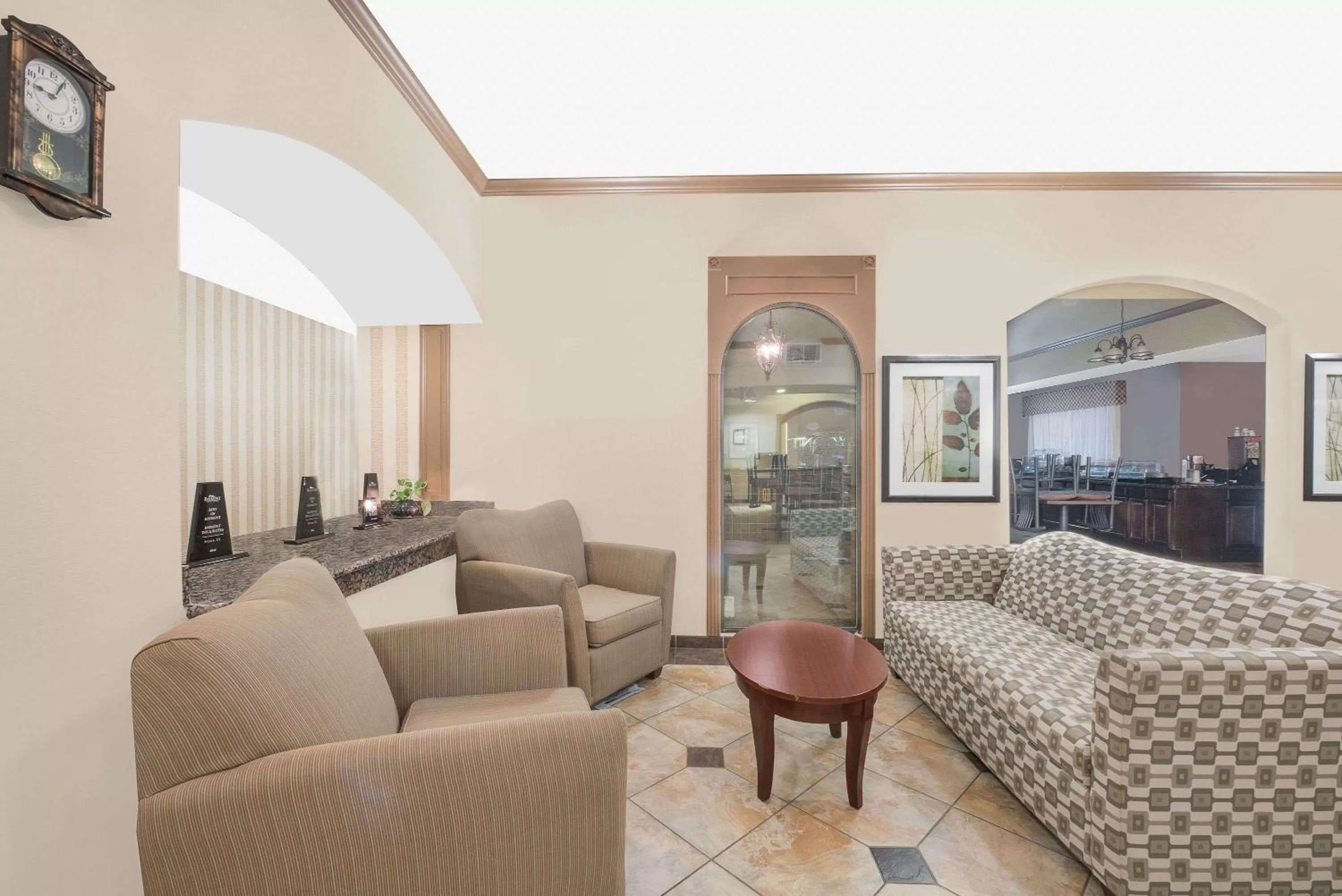 Lobby or reception in Baymont by Wyndham Snyder