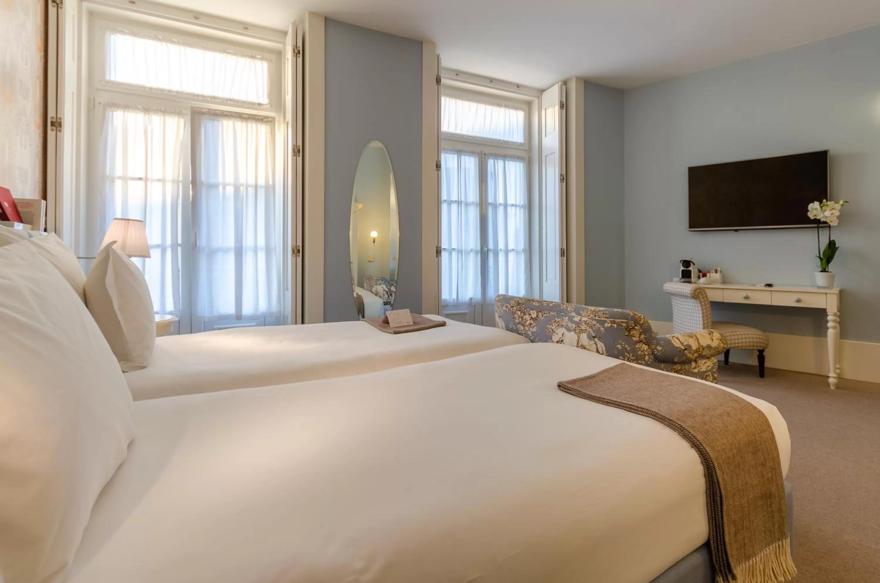 TV and multimedia, Bed in Lx Boutique Hotel