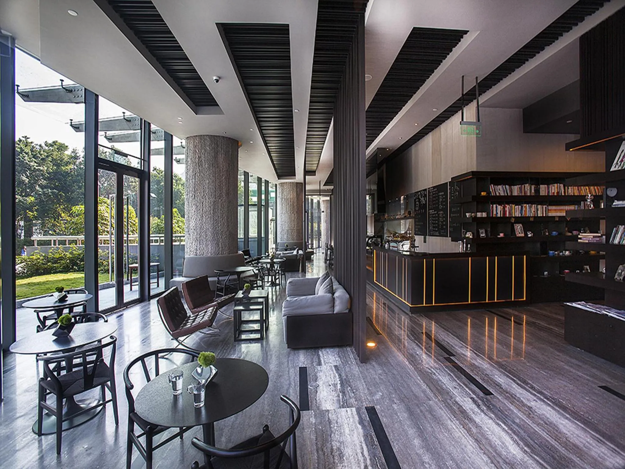 Restaurant/places to eat in Shenzhen O Hotel