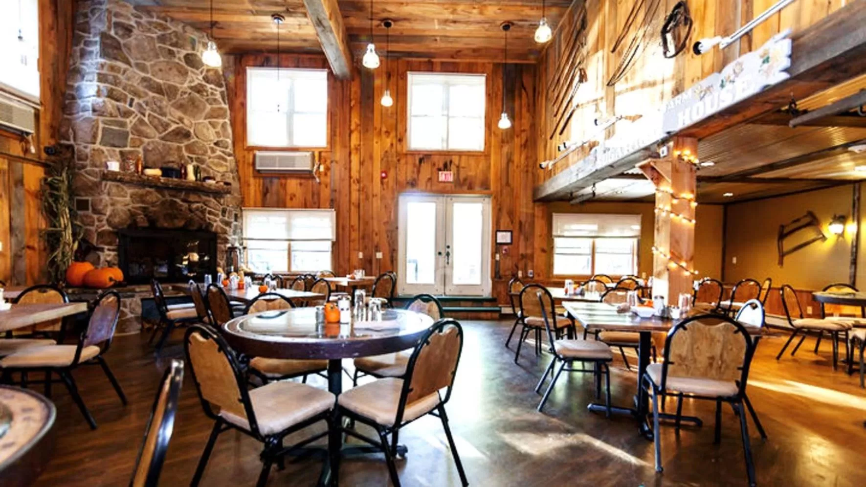 Restaurant/places to eat in Merrill Farm Inn
