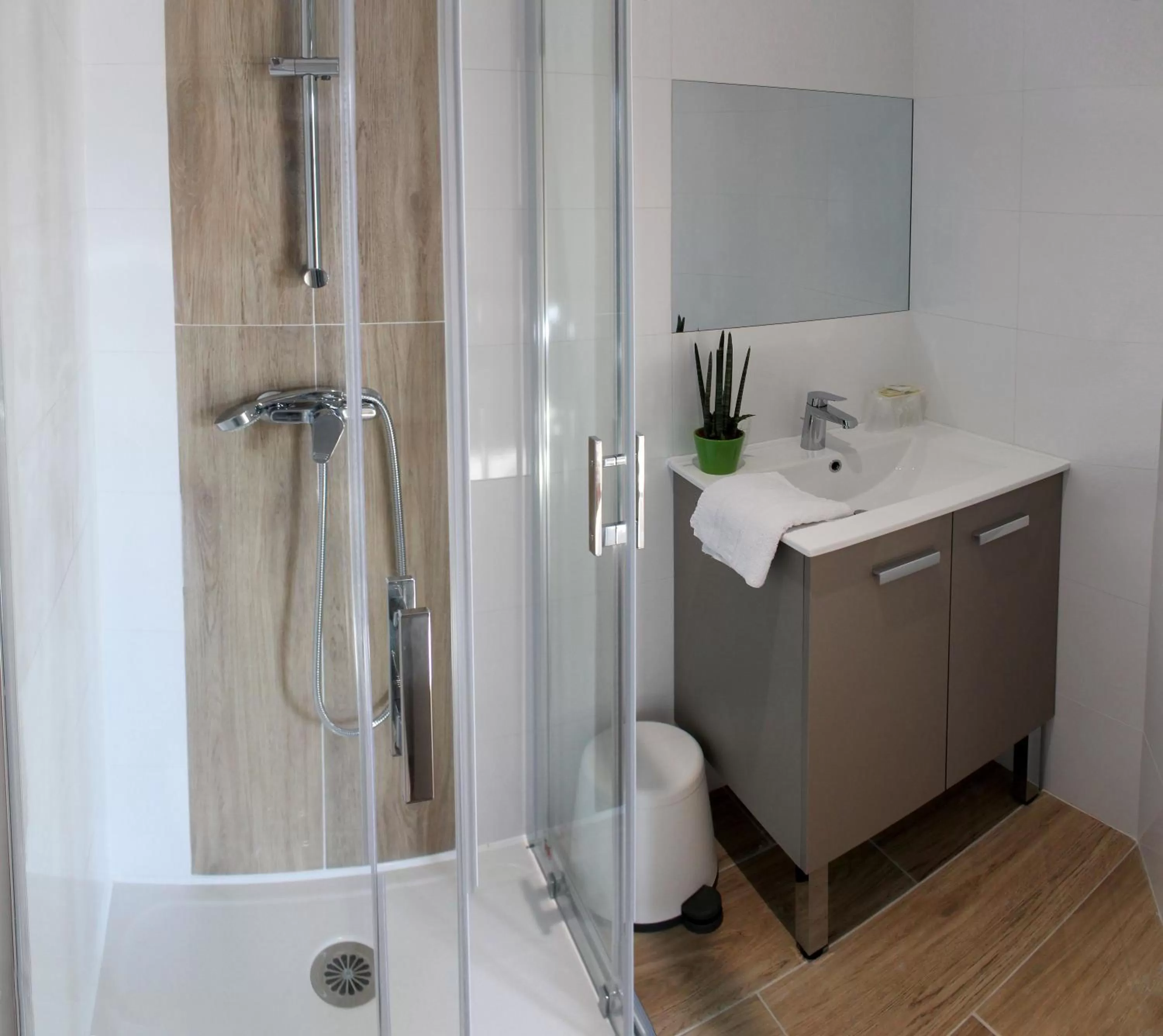 Balcony/Terrace in Hôtel Le Printemps