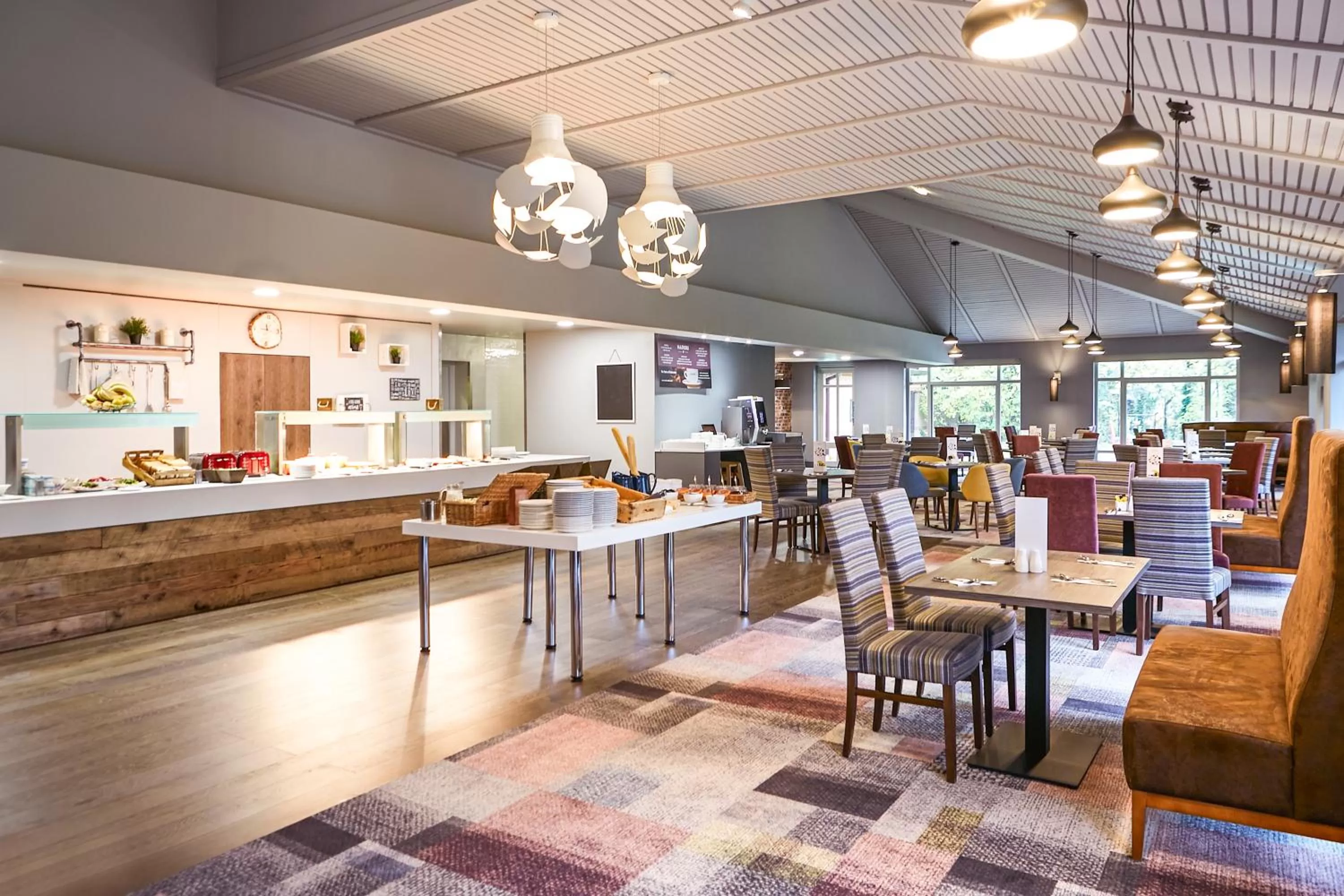 Restaurant/places to eat in Novotel Manchester West