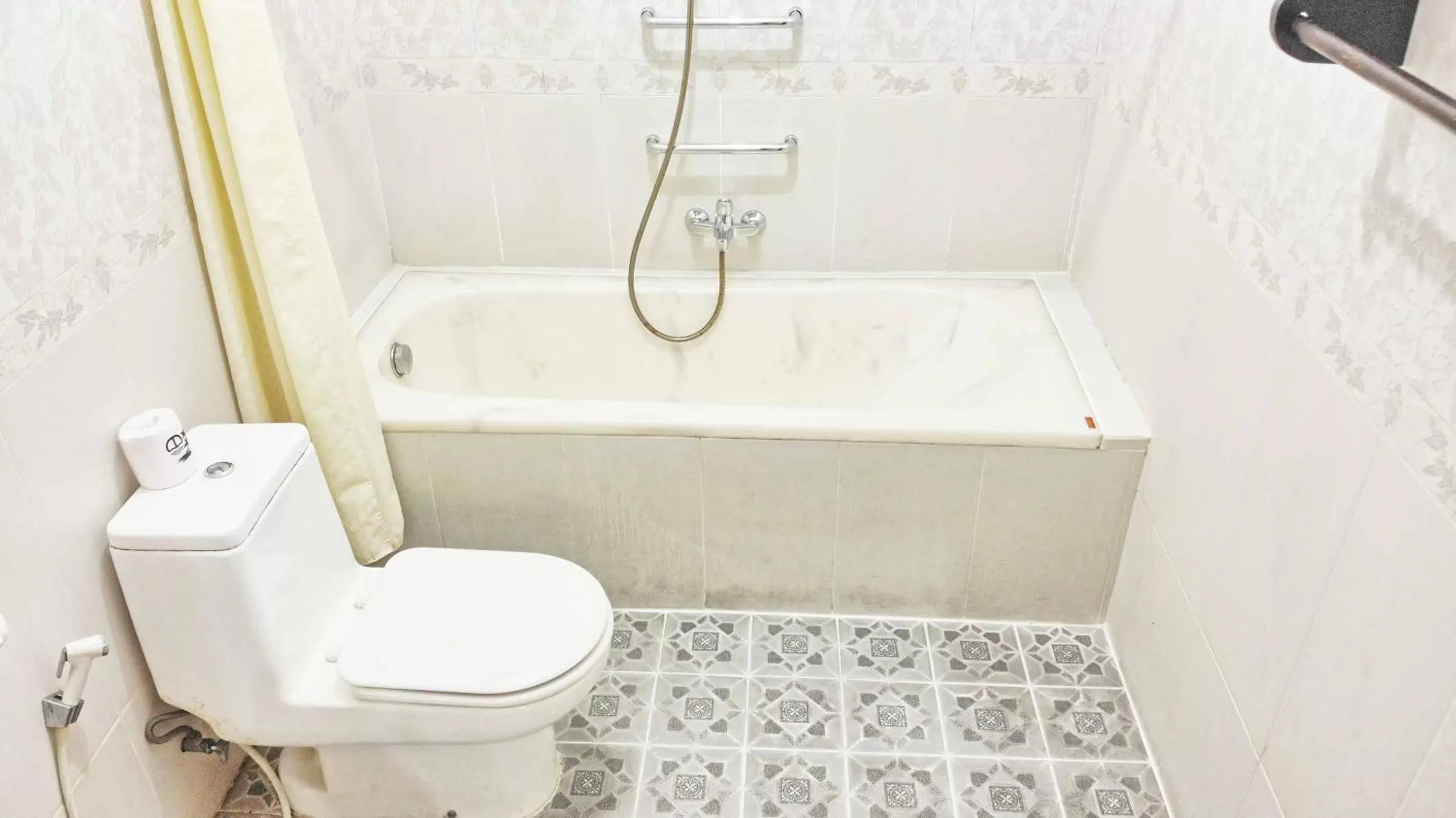 Bathroom in Masainn Hotel Kuta