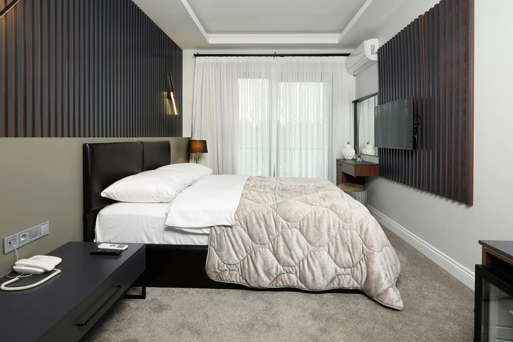 Bed in Didi Butik Hotel