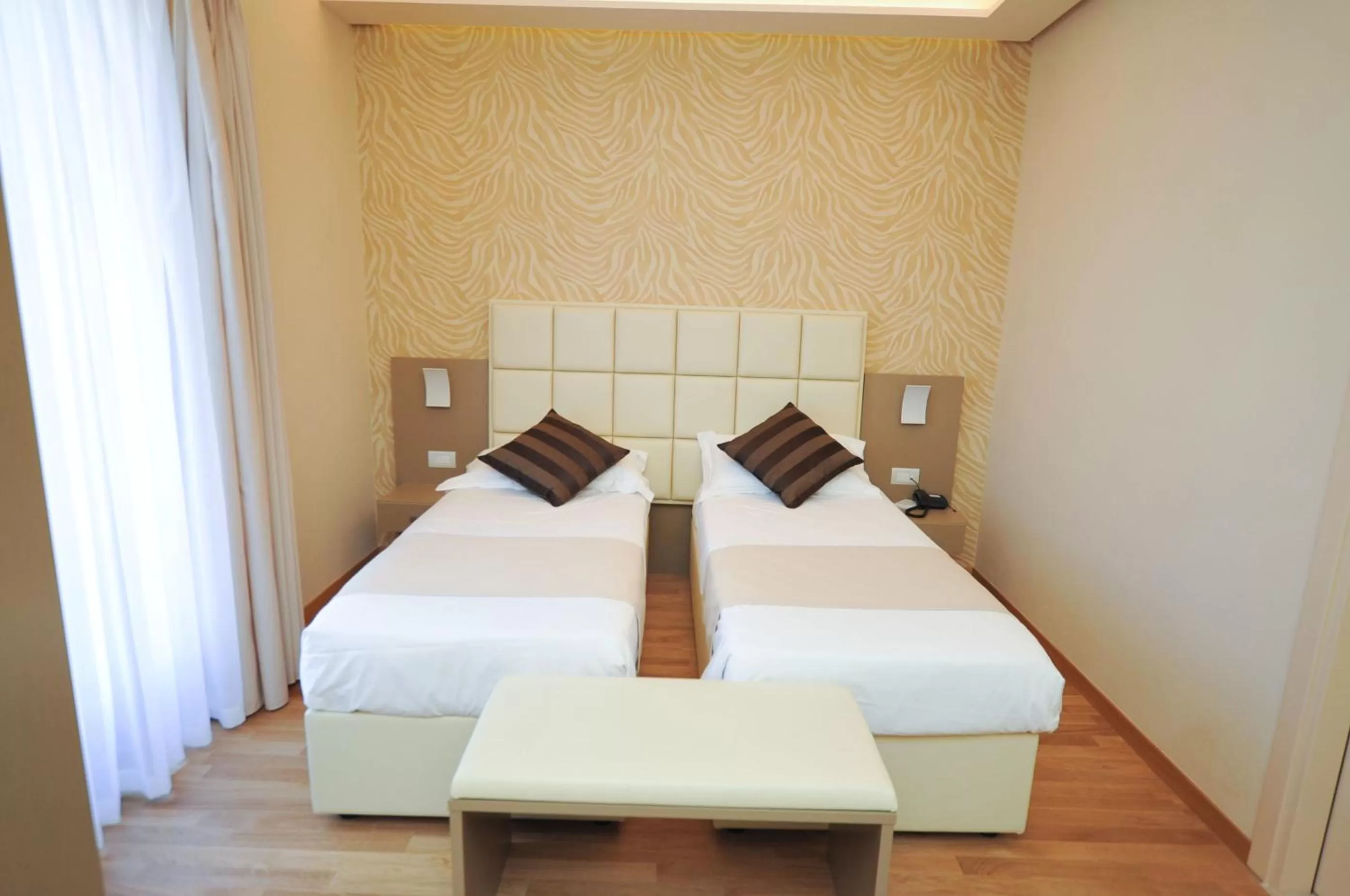 Bedroom, Bed in Hotel Dori