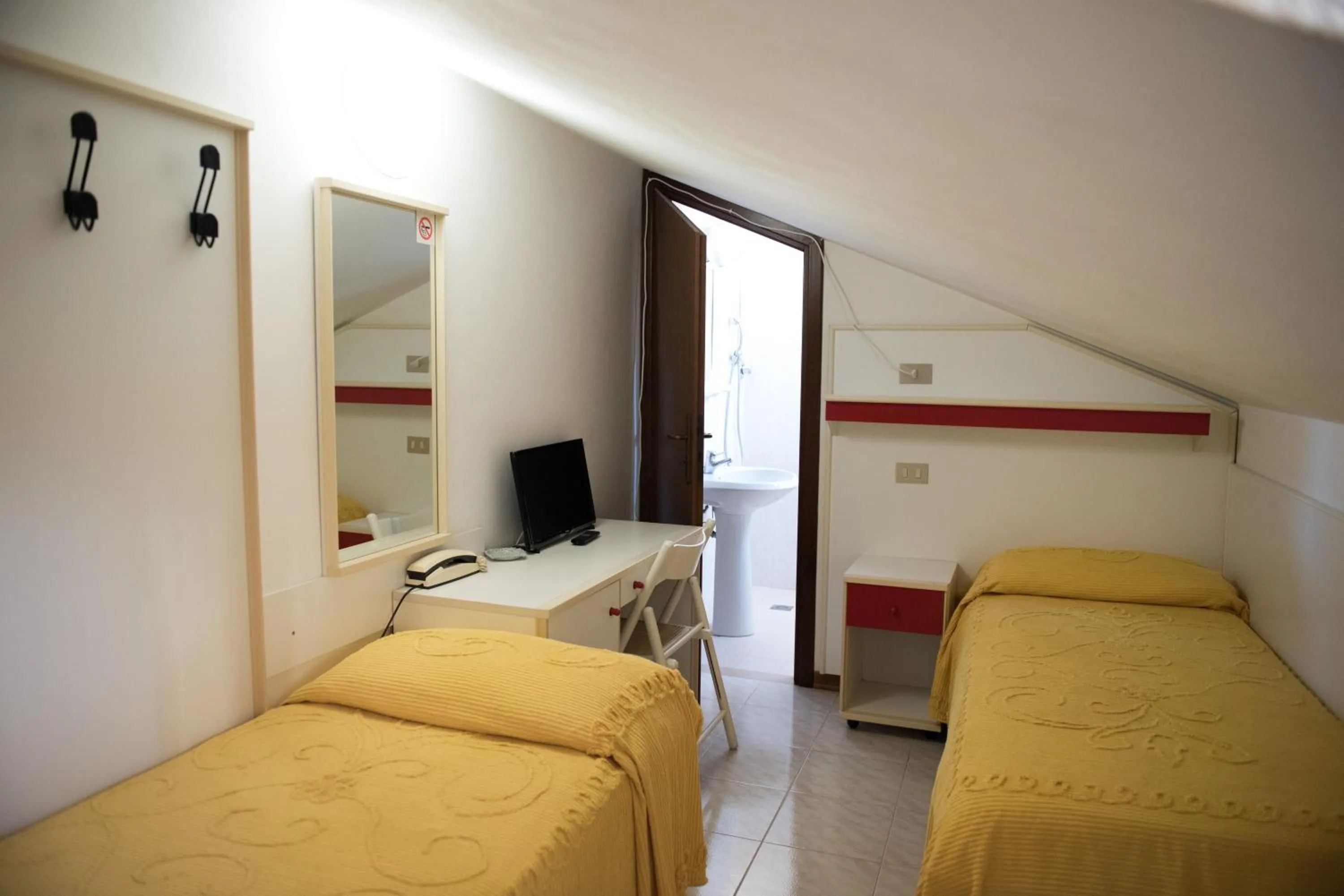 Bed in Hotel Malibran