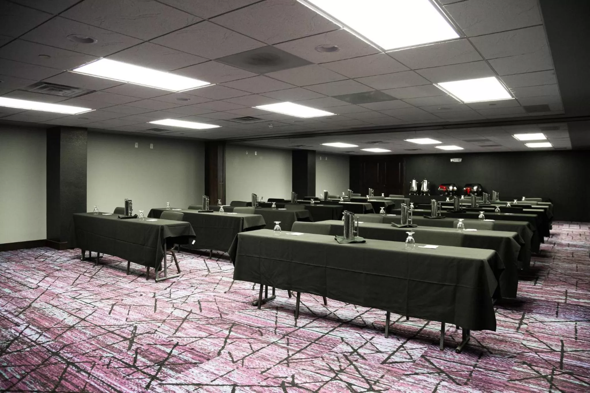 Meeting/conference room in Holiday Inn Resort Deadwood Mountain Grand by IHG