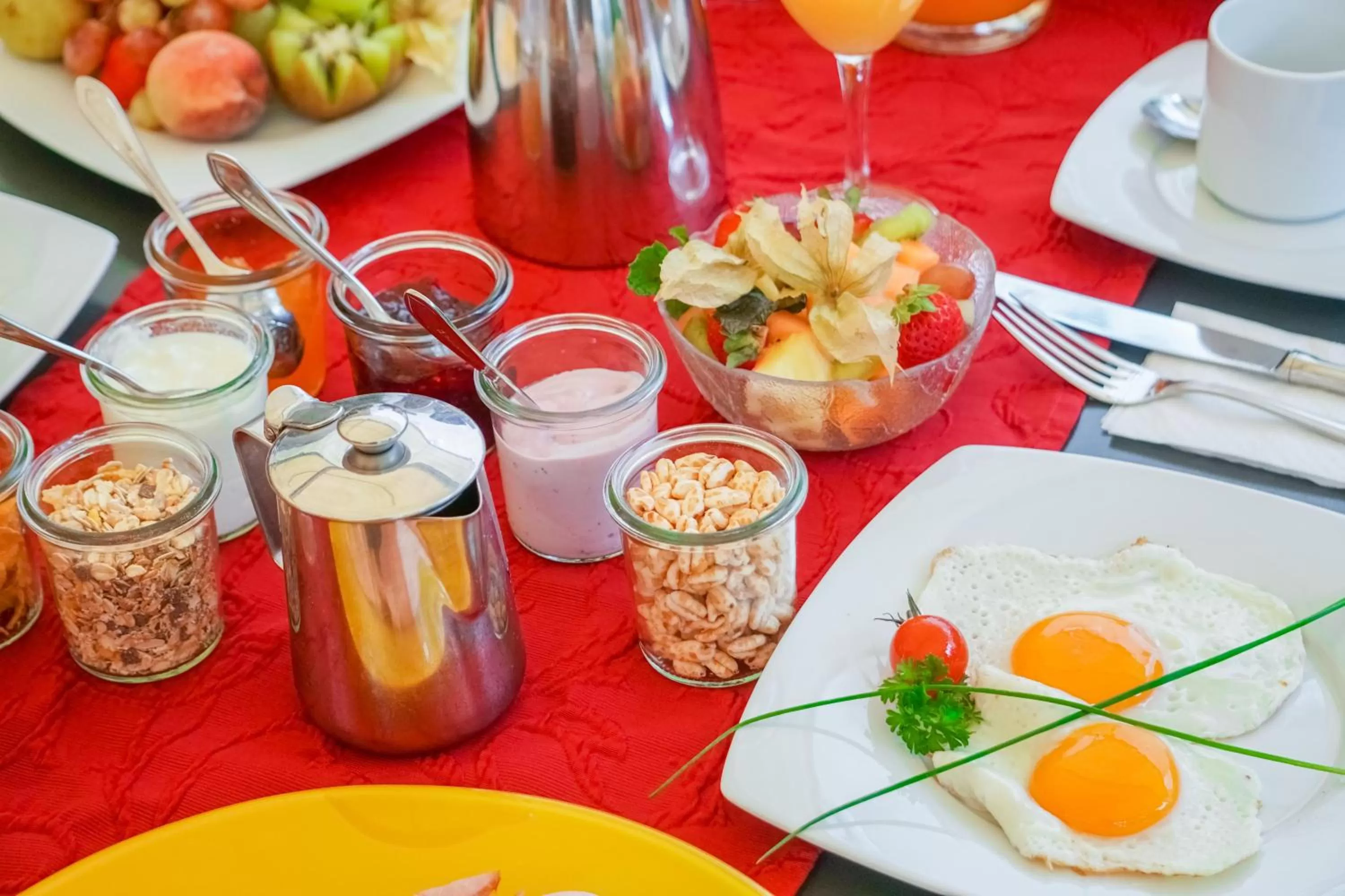 Food in Hirsch Hotel