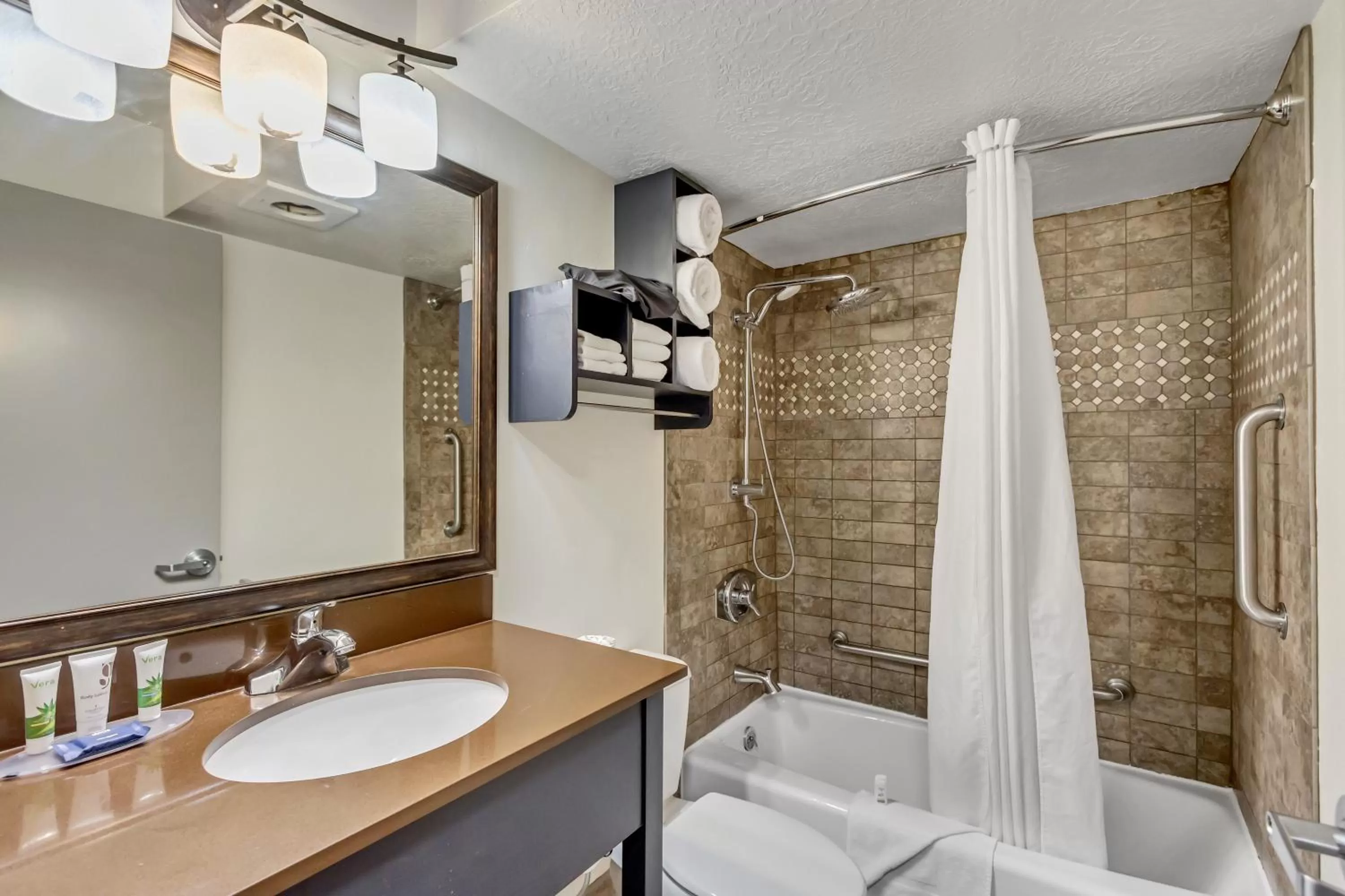 Shower in Park Inn by Radisson, Salt Lake City-Midvale