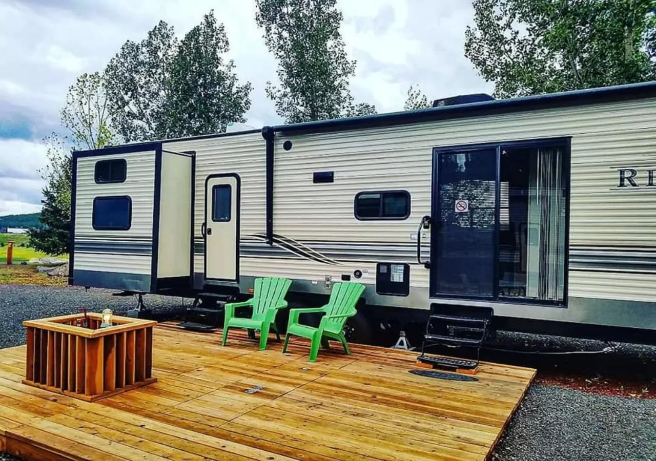 Patio in Grand Canyon RV Glamping