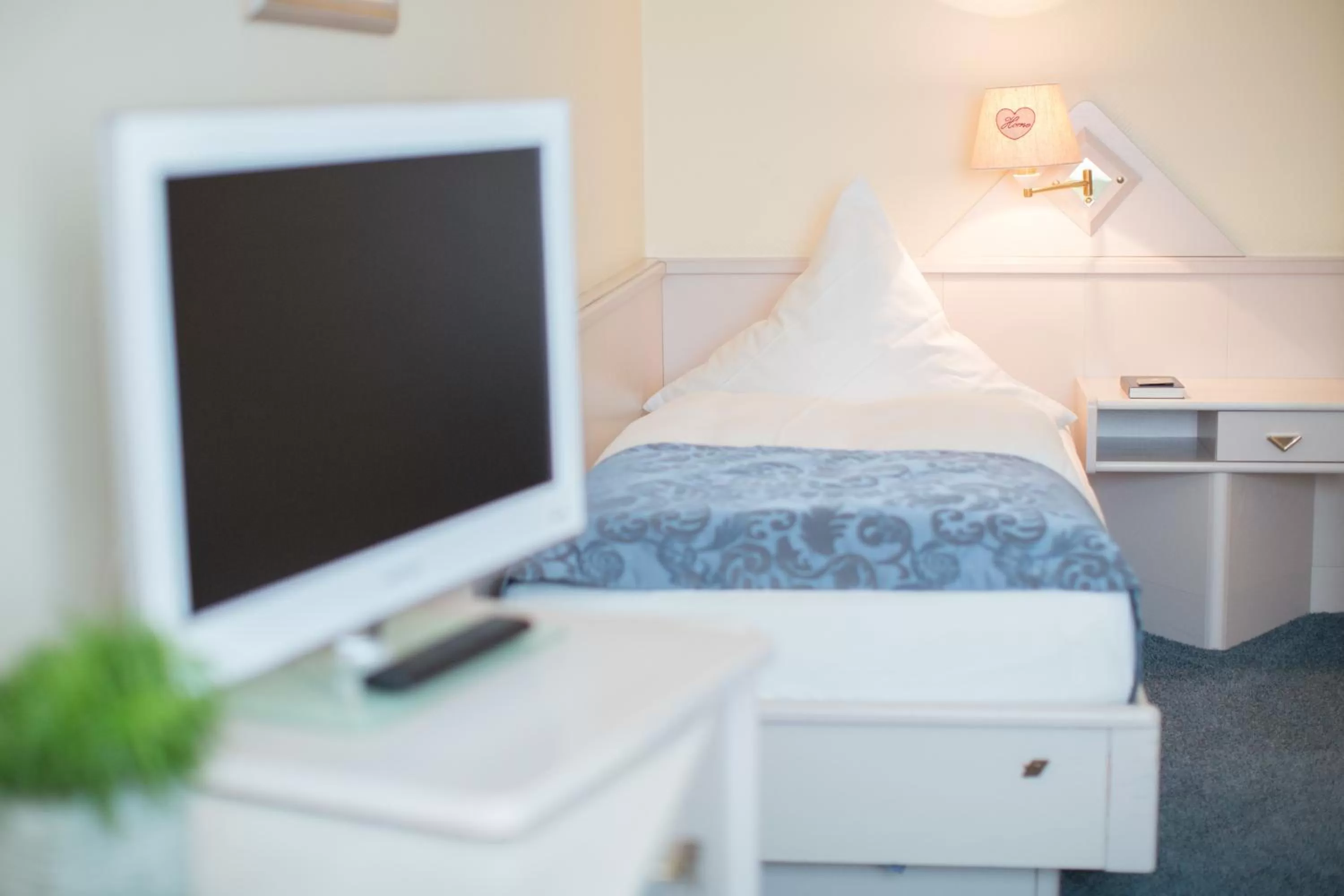 Bed in Hotel Kristall