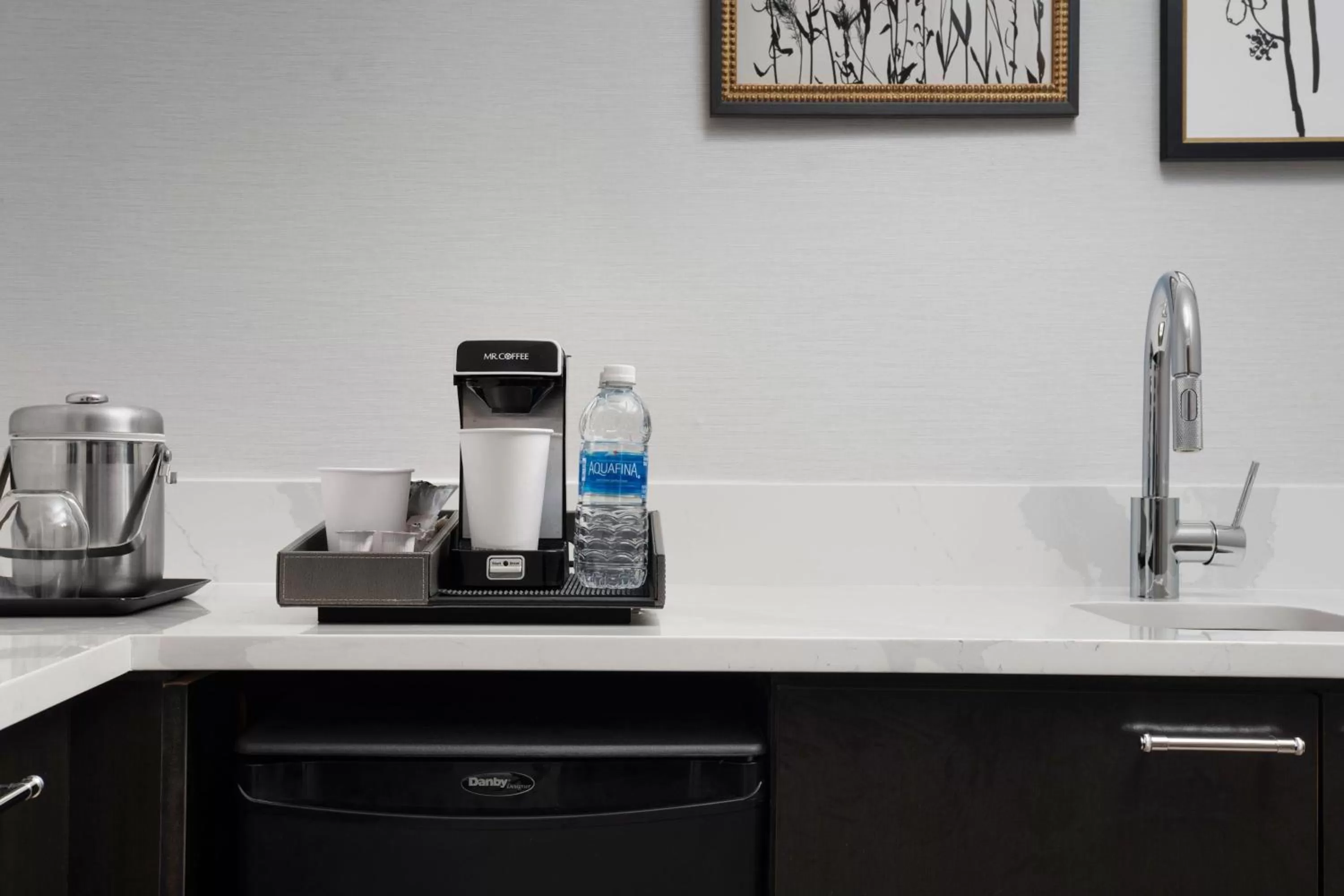 Photo of the whole room in The Westin Philadelphia