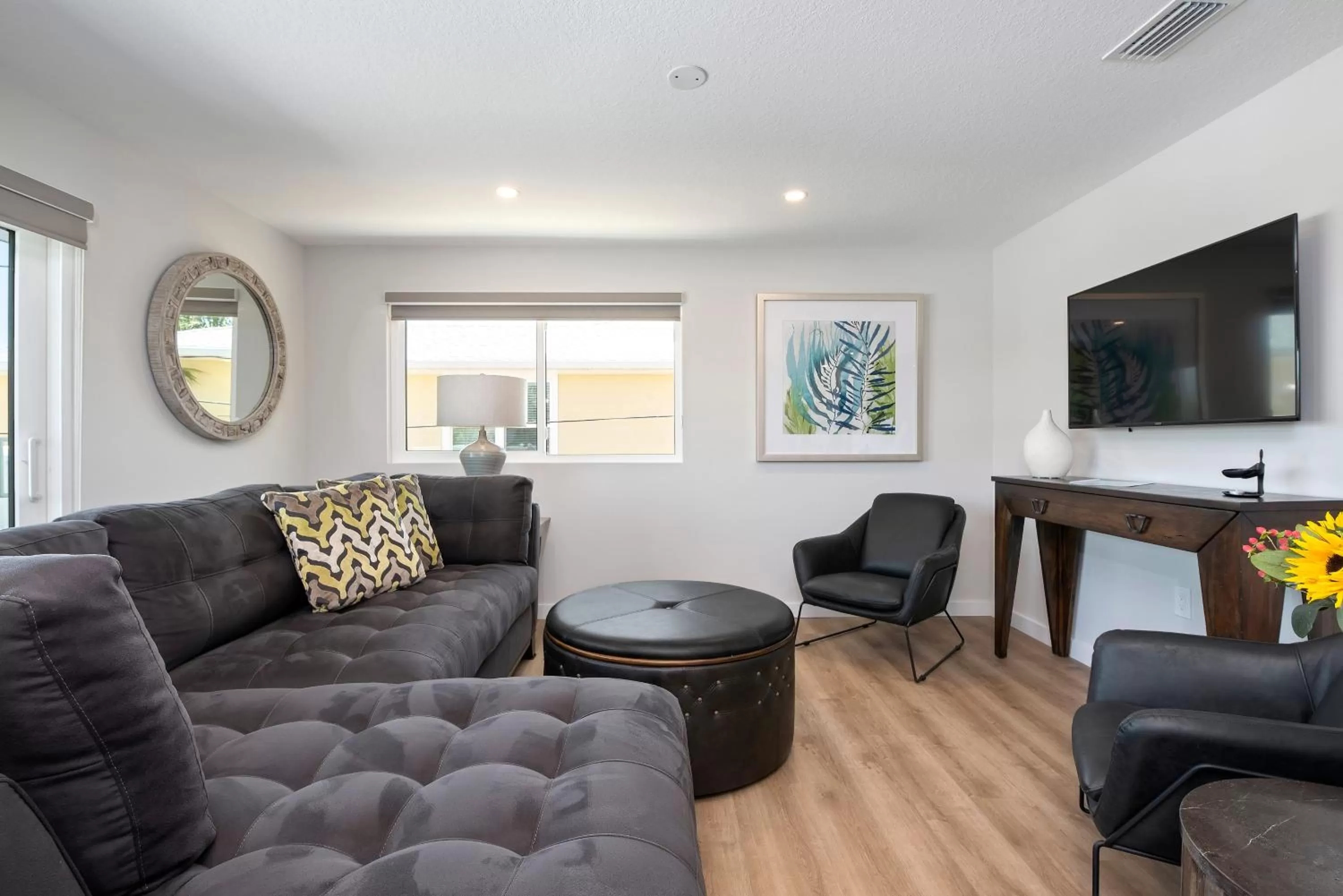 Escape Coastal Resort on Casey Key