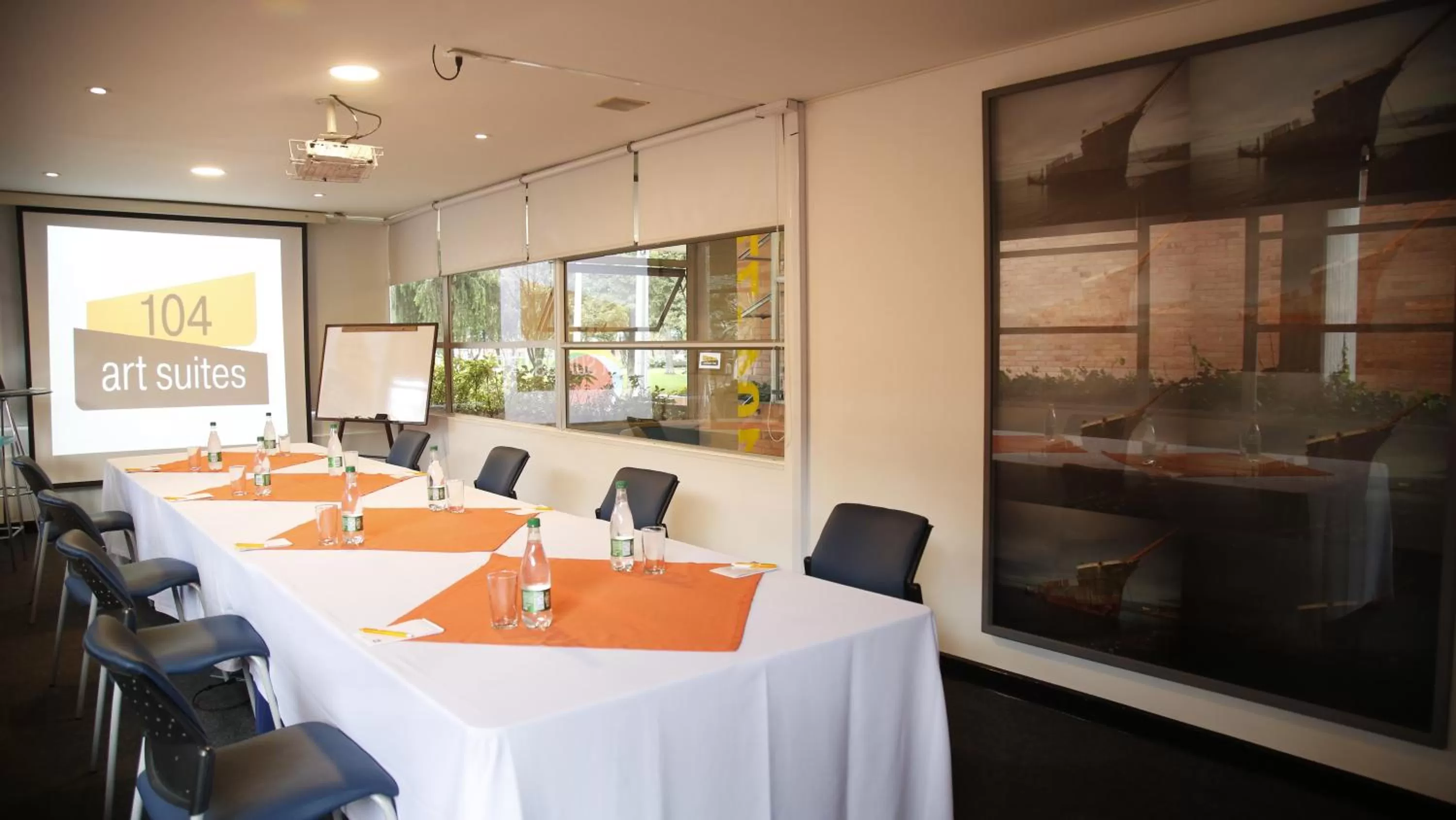 Meeting/conference room in Hotel 104 Art Suites
