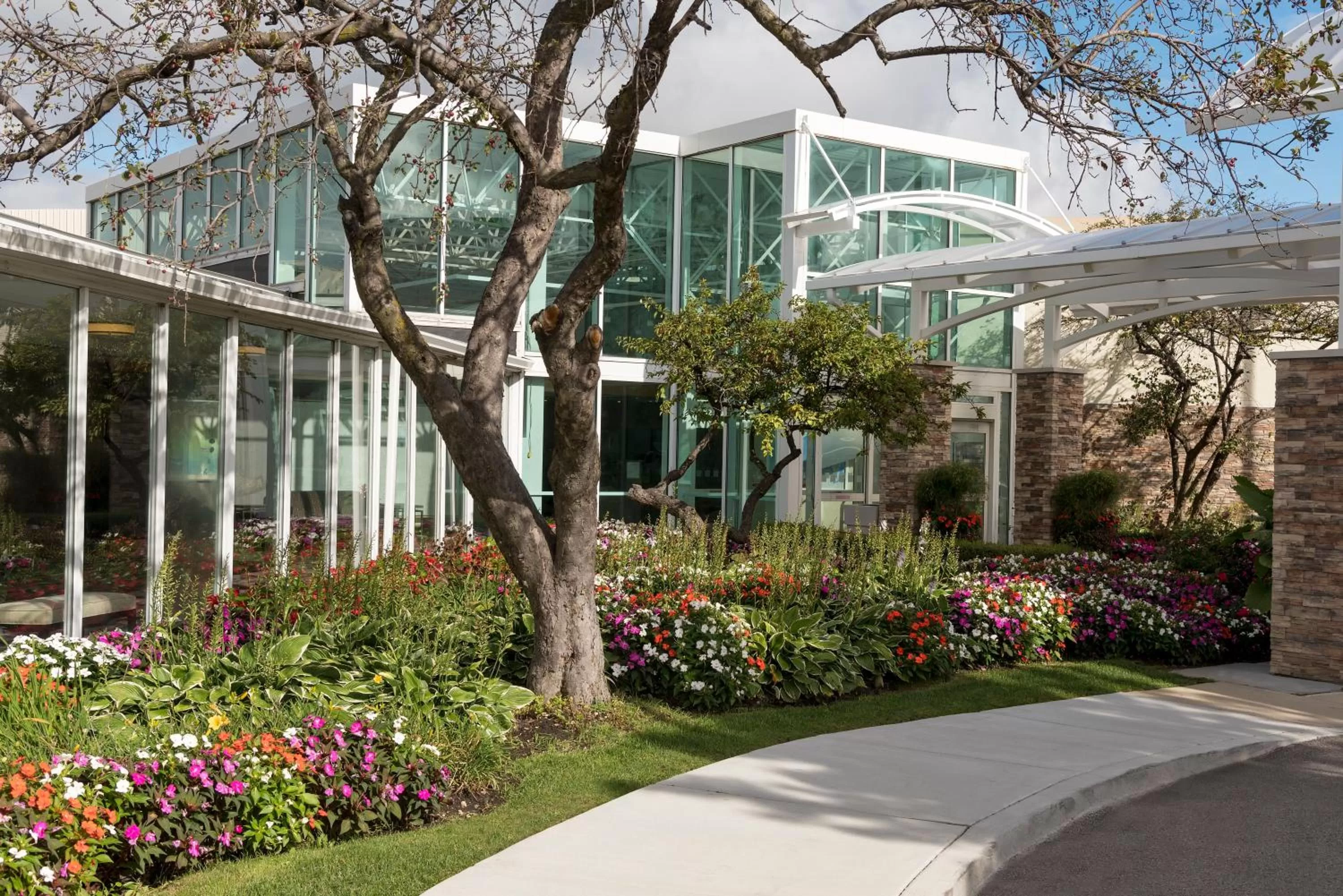 Property Building in Holiday Inn Chicago - Elk Grove, an IHG Hotel