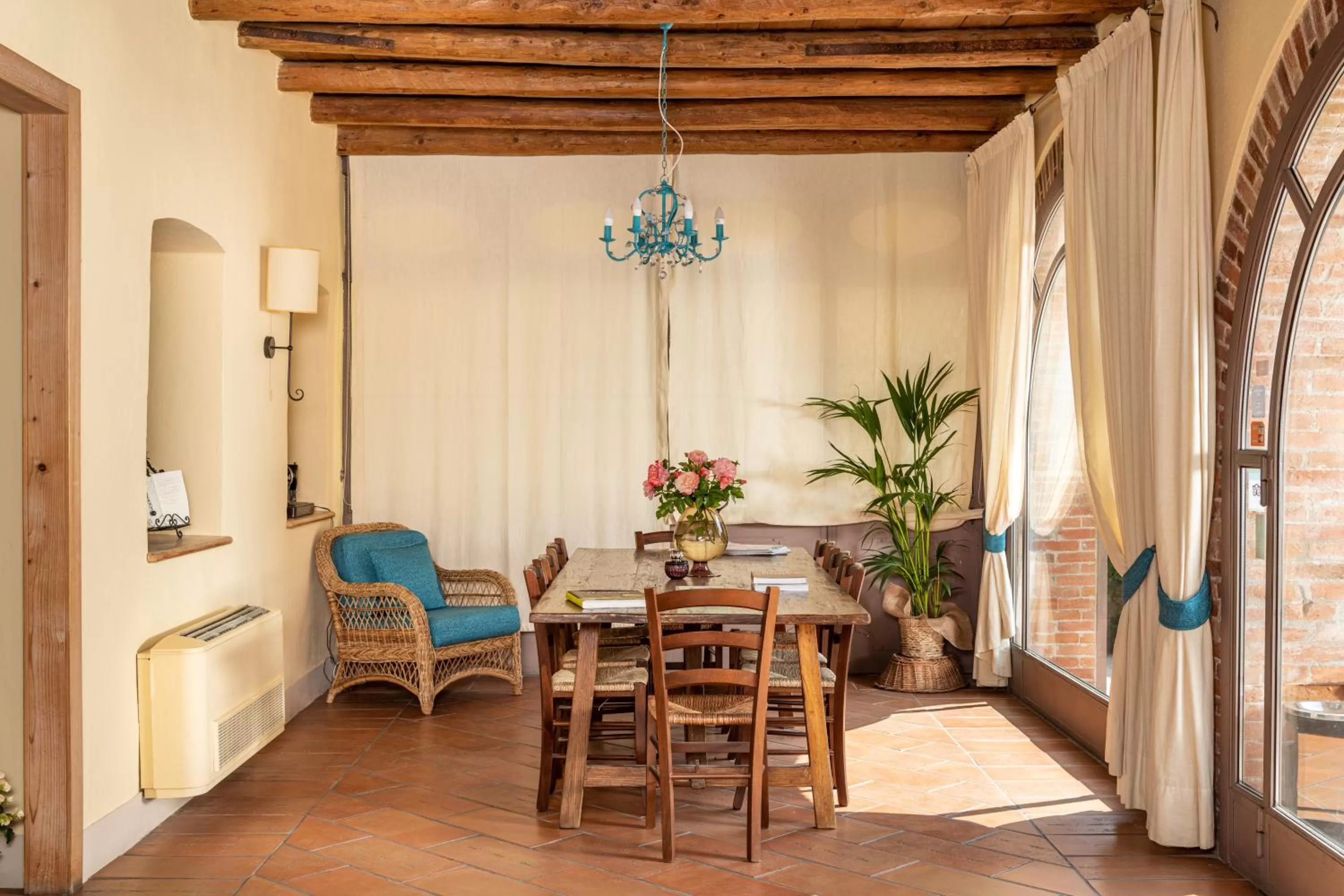 Communal lounge/ TV room in Villa Clementina - Prosecco Country Hotel