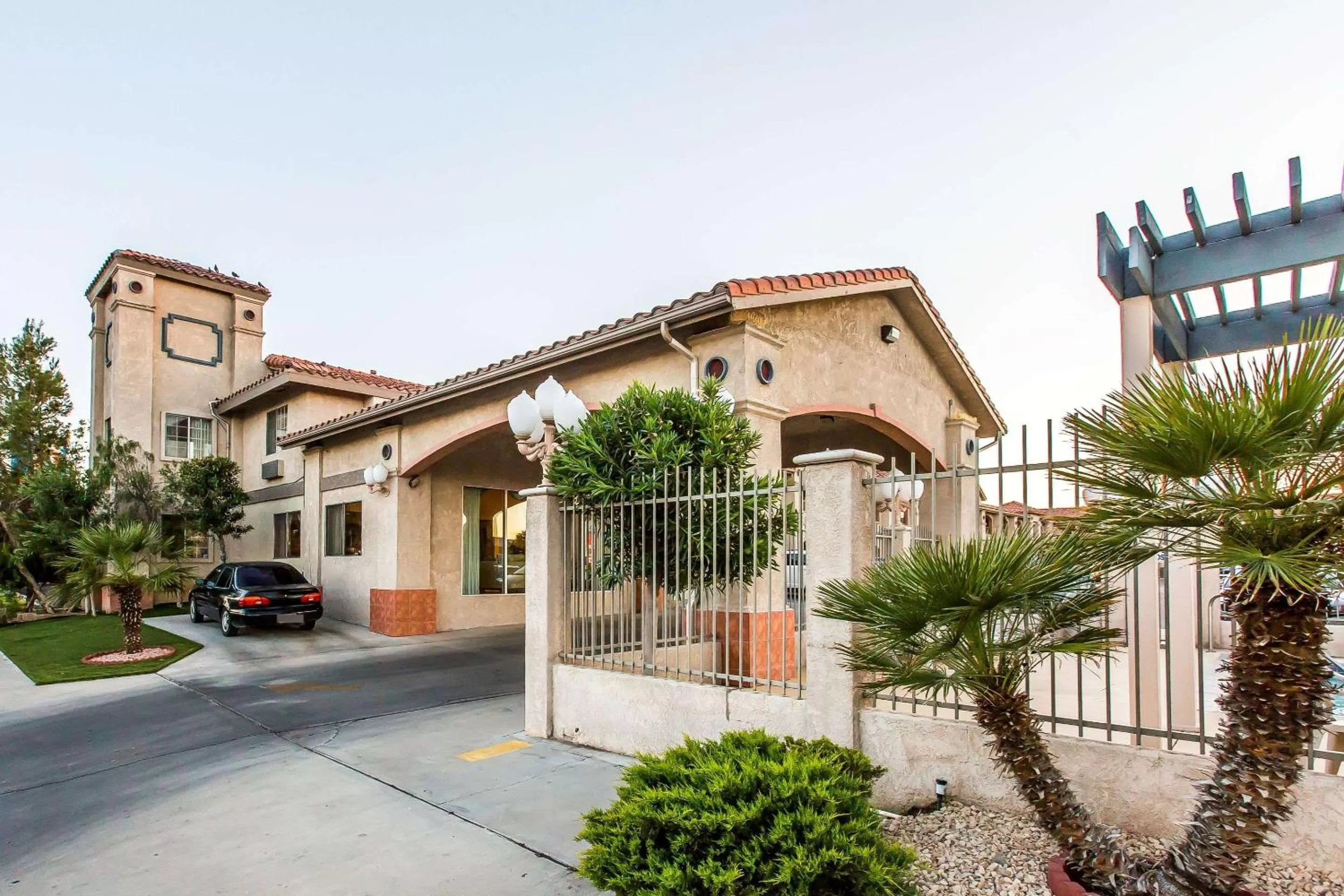 Property building in Quality Inn Near China Lake Naval Station