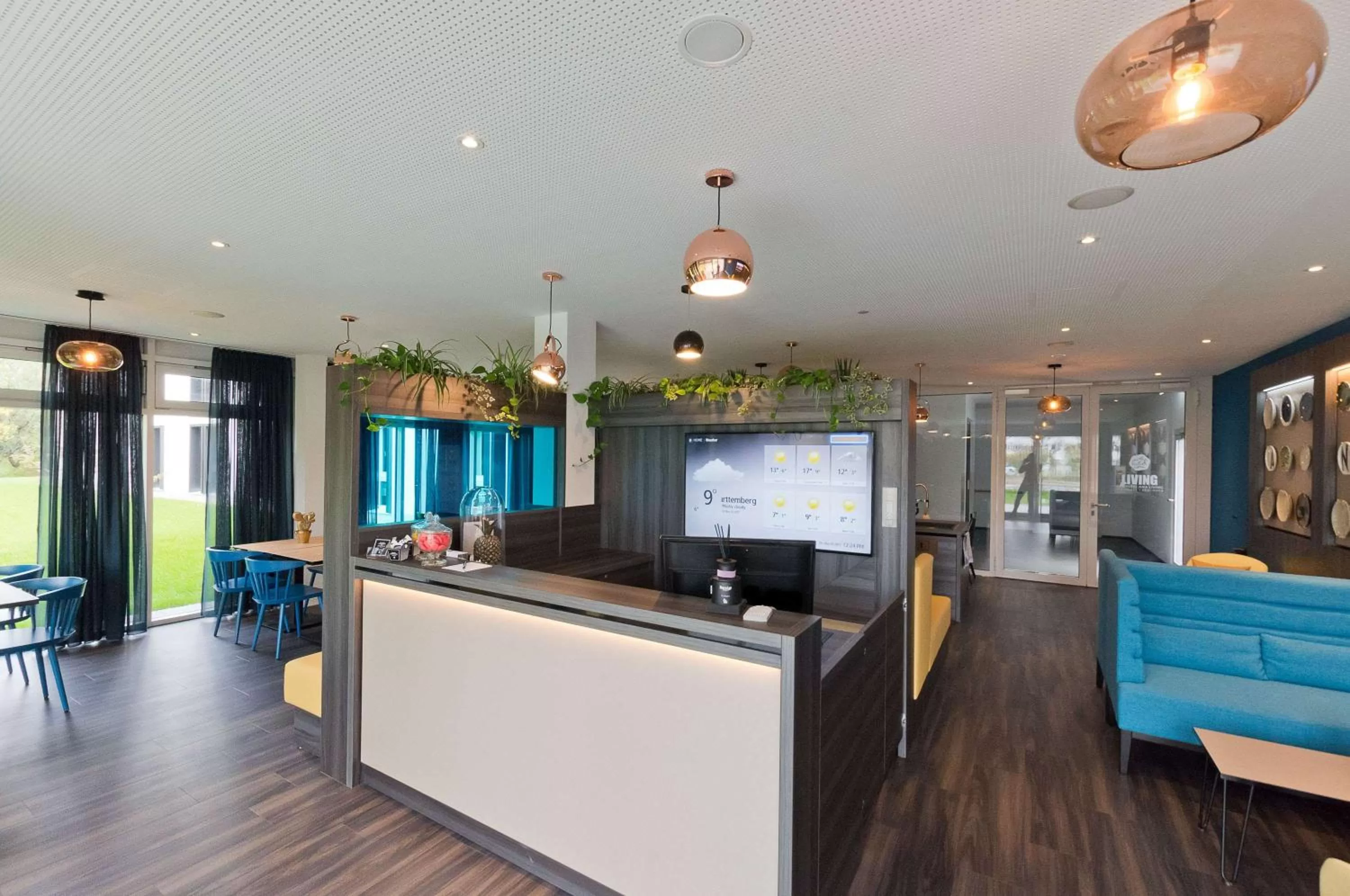 Lounge or bar in elaya apartments stuttgart boeblingen ehemals Arthotel ANA Living Boeblingen