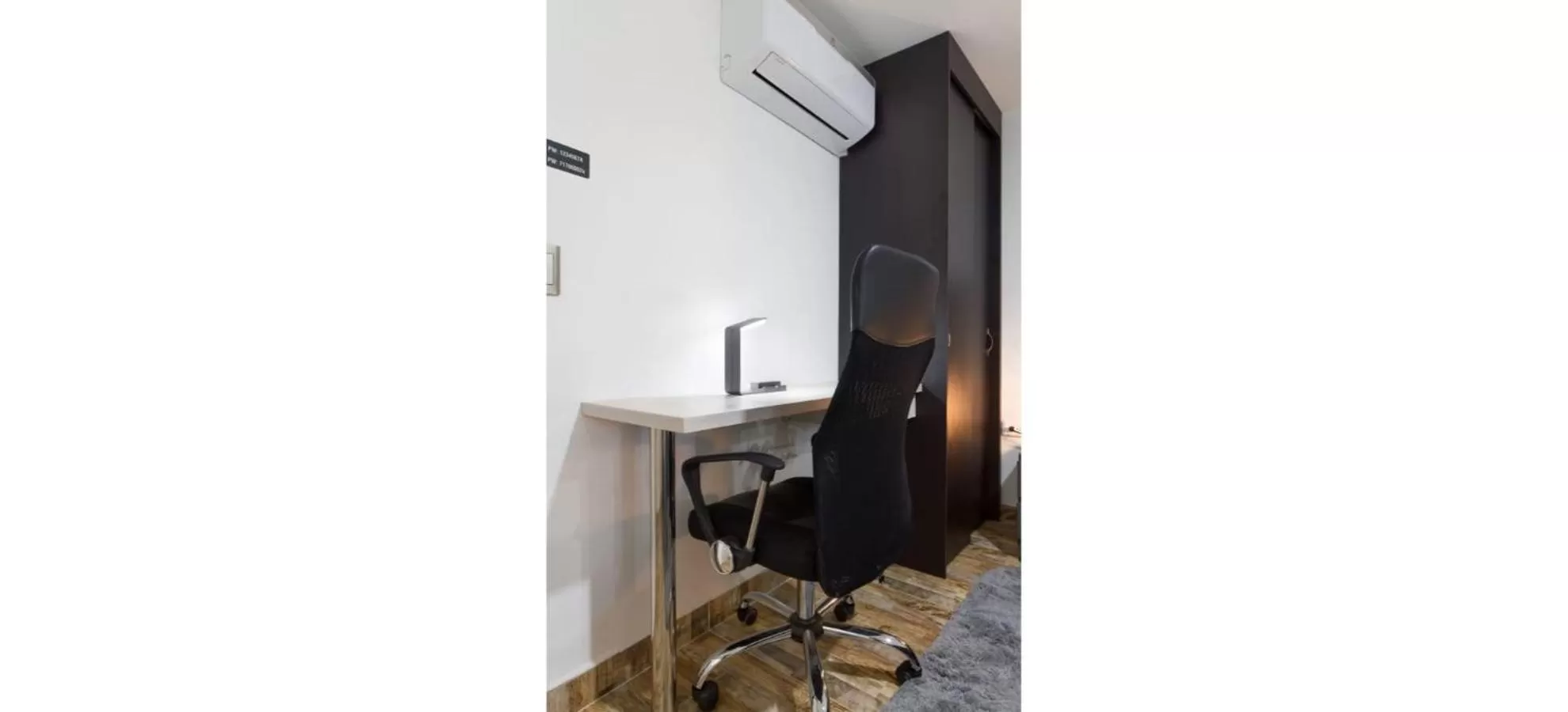 Bedroom, TV/Entertainment Center in Miracle