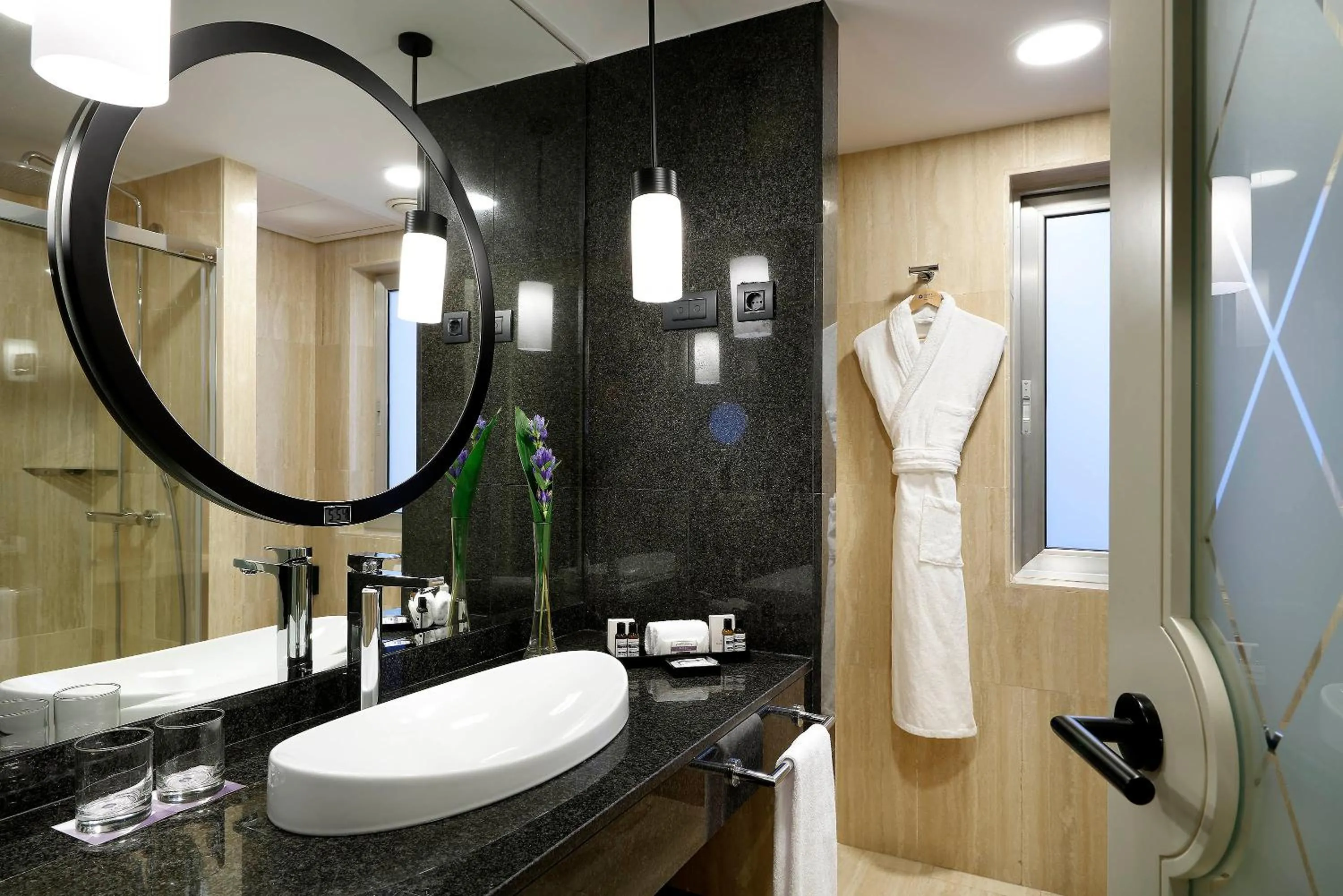 Bathroom in Hyatt Regency Hesperia Madrid